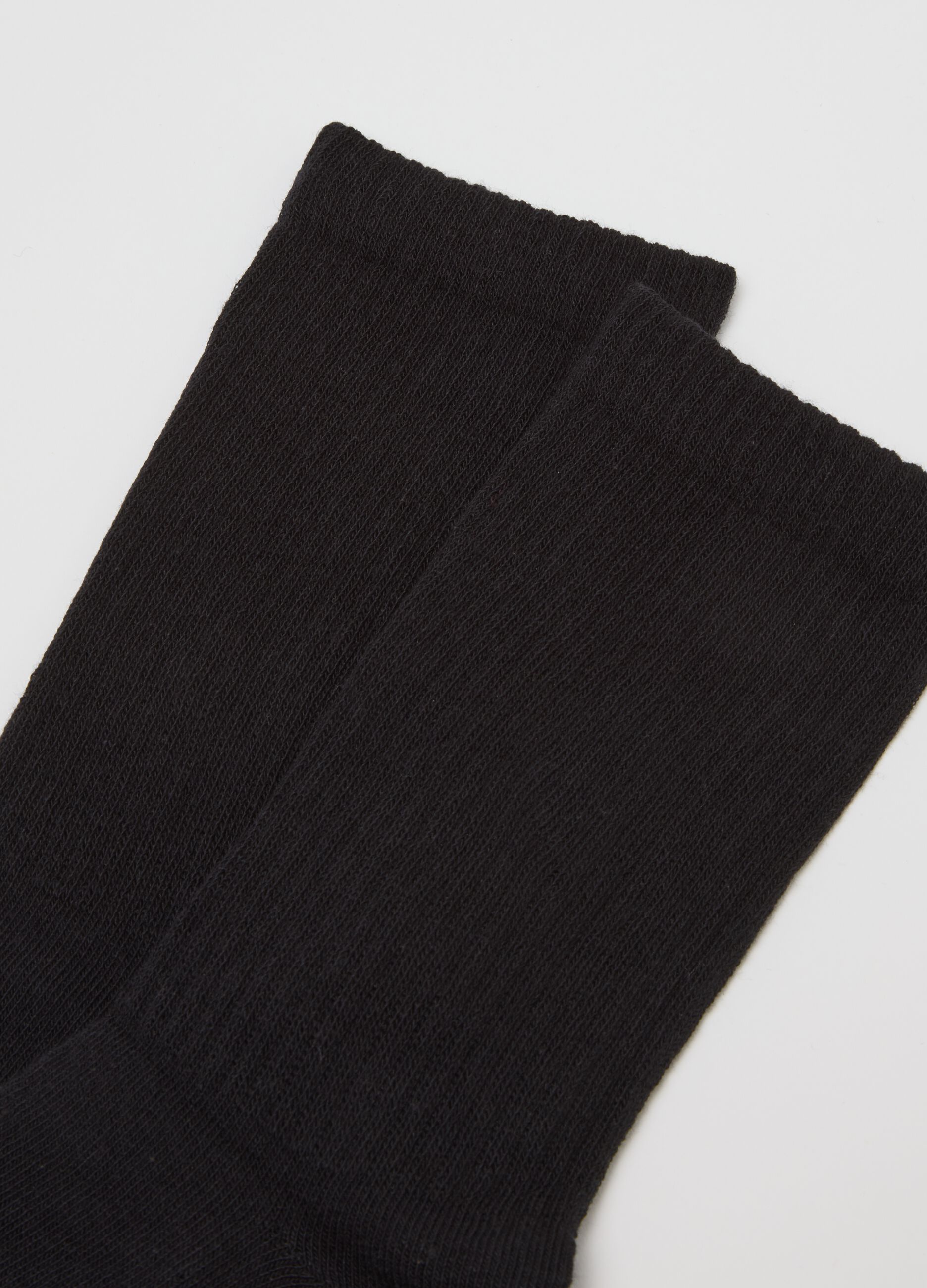 Multipack of black sports socks in cotton blend with snug fit