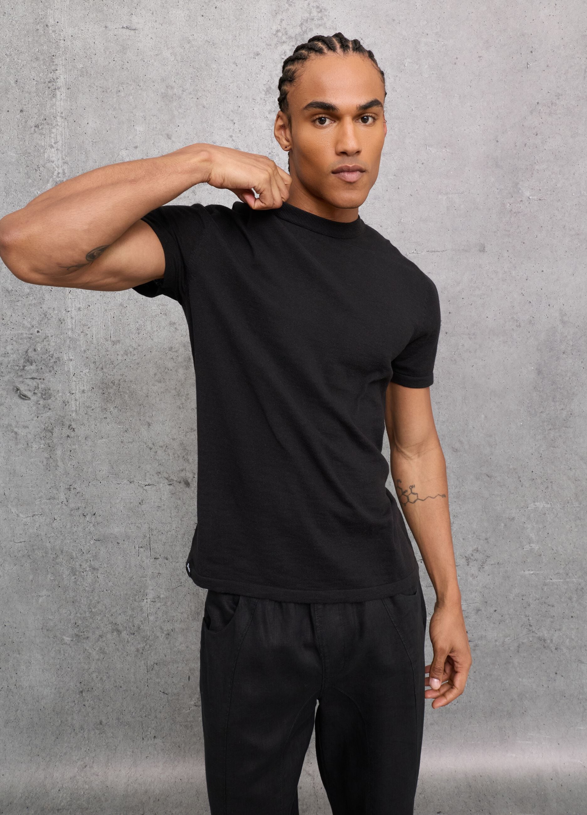 Black Knit T-shirt