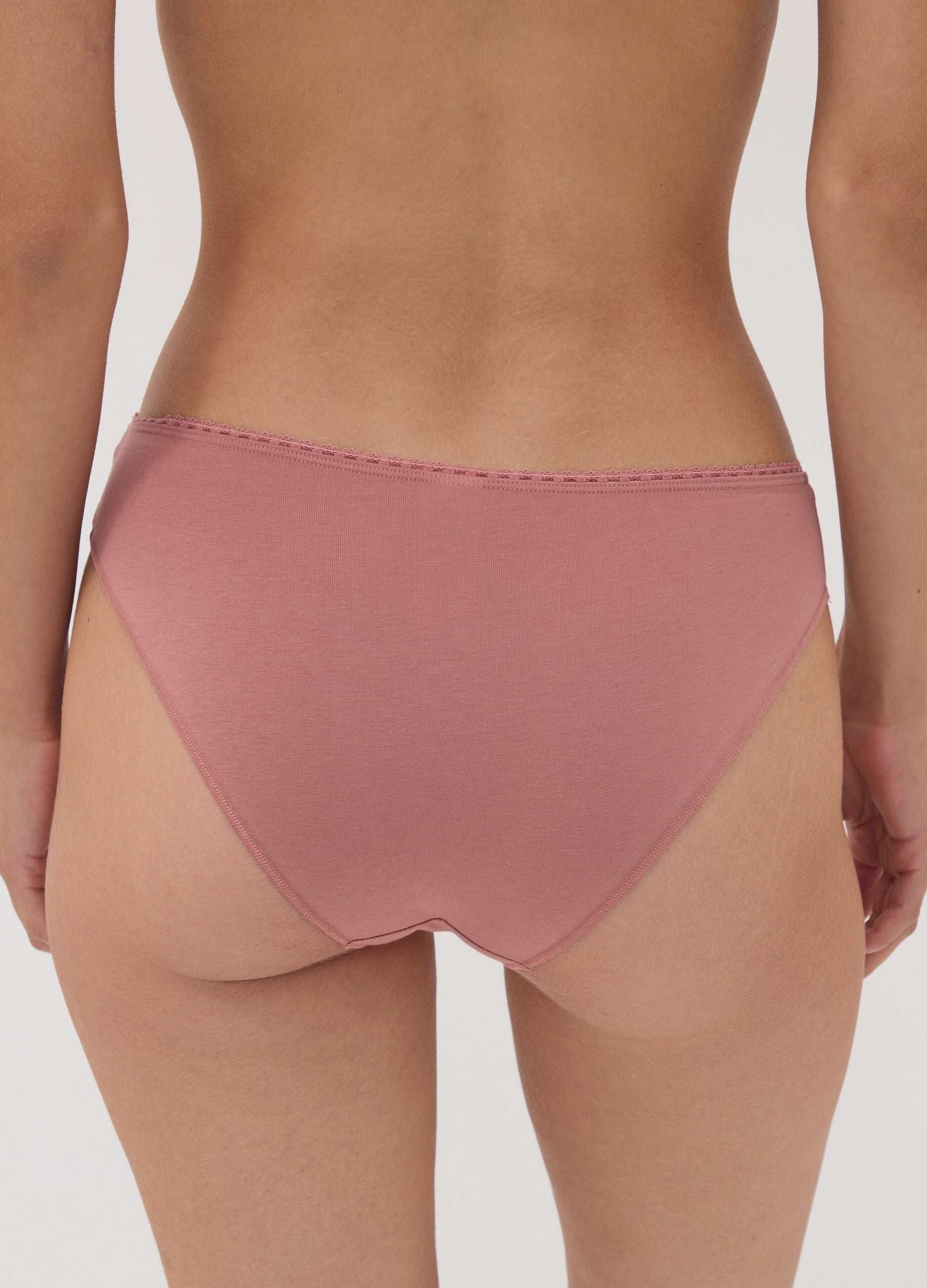 Tripack di slip multicolor in misto cotone organico elasticizzato