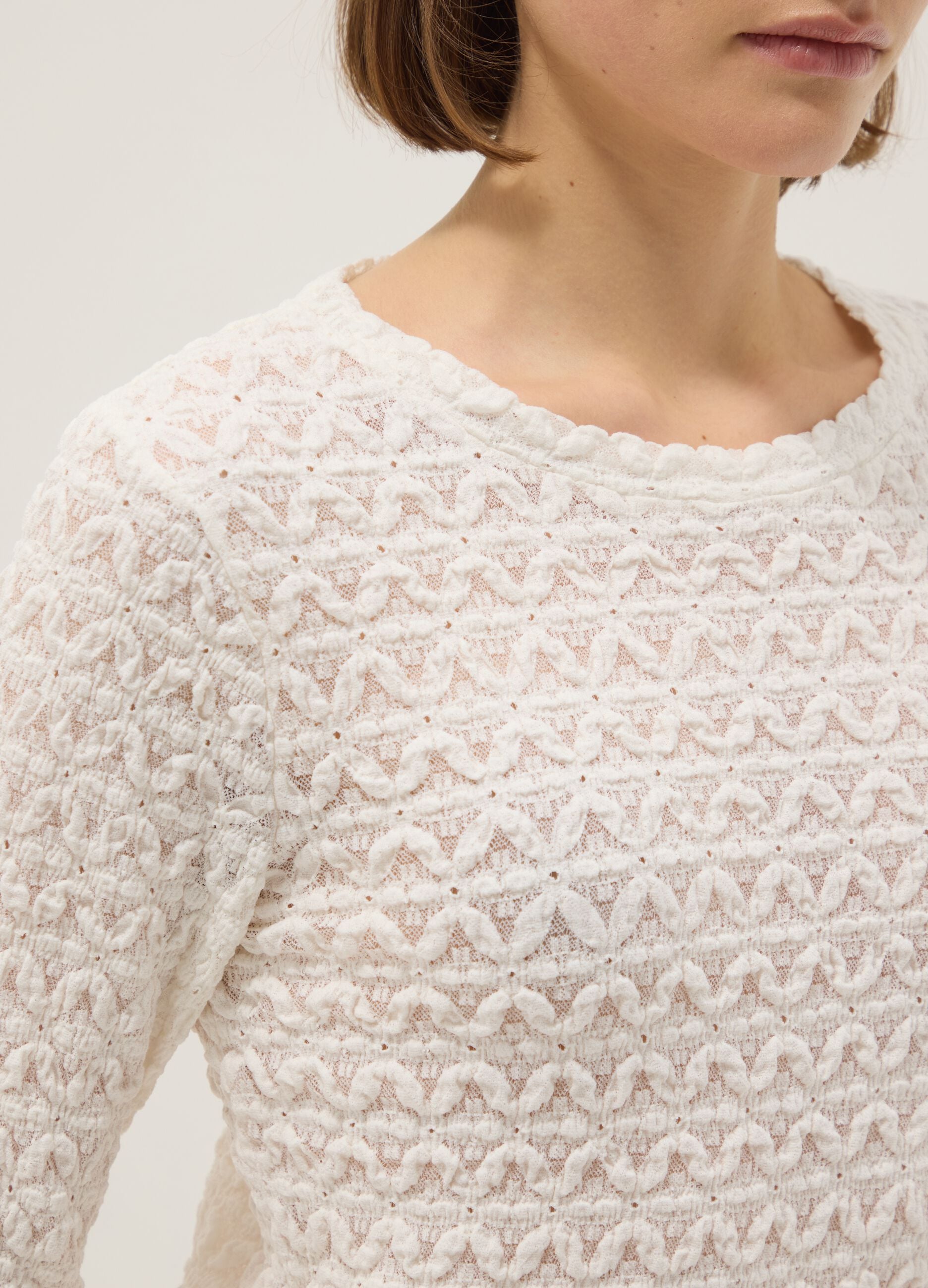 White cotton viscose blend knitted sweater with regular fit