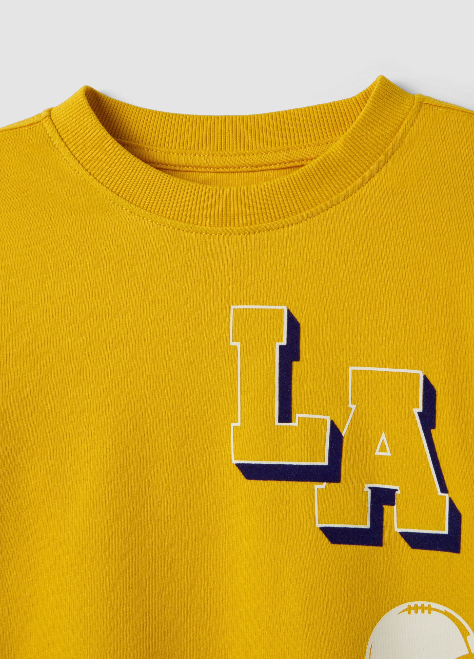 Yellow cotton and viscose blend T-shirt with college print for boys