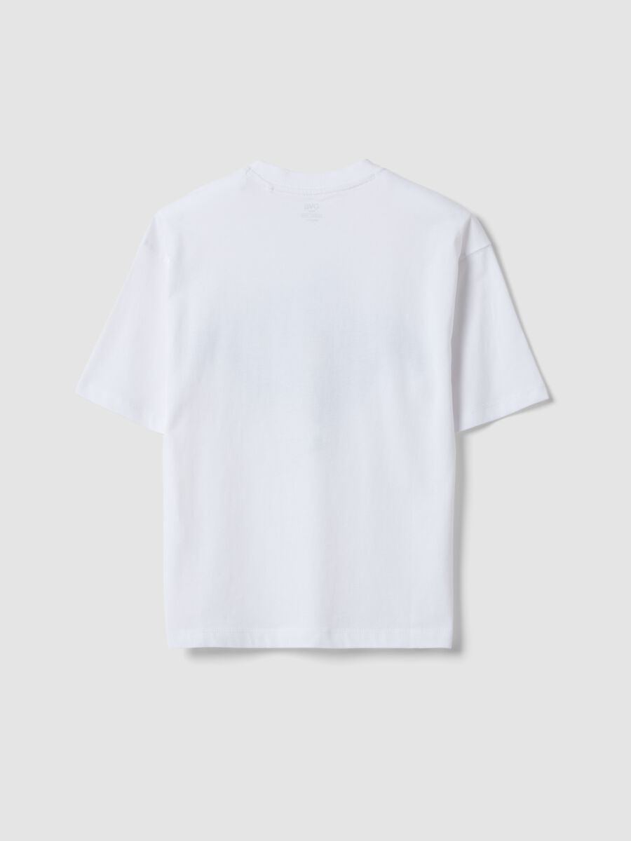 T-shirt in puro cotone bianca da ragazzo oversize fit con stampa_4