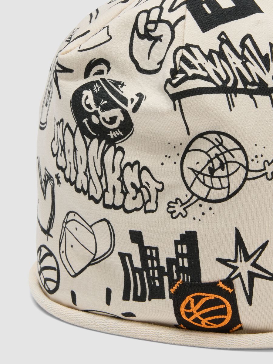 Beige stretch organic cotton printed hat for boys_2