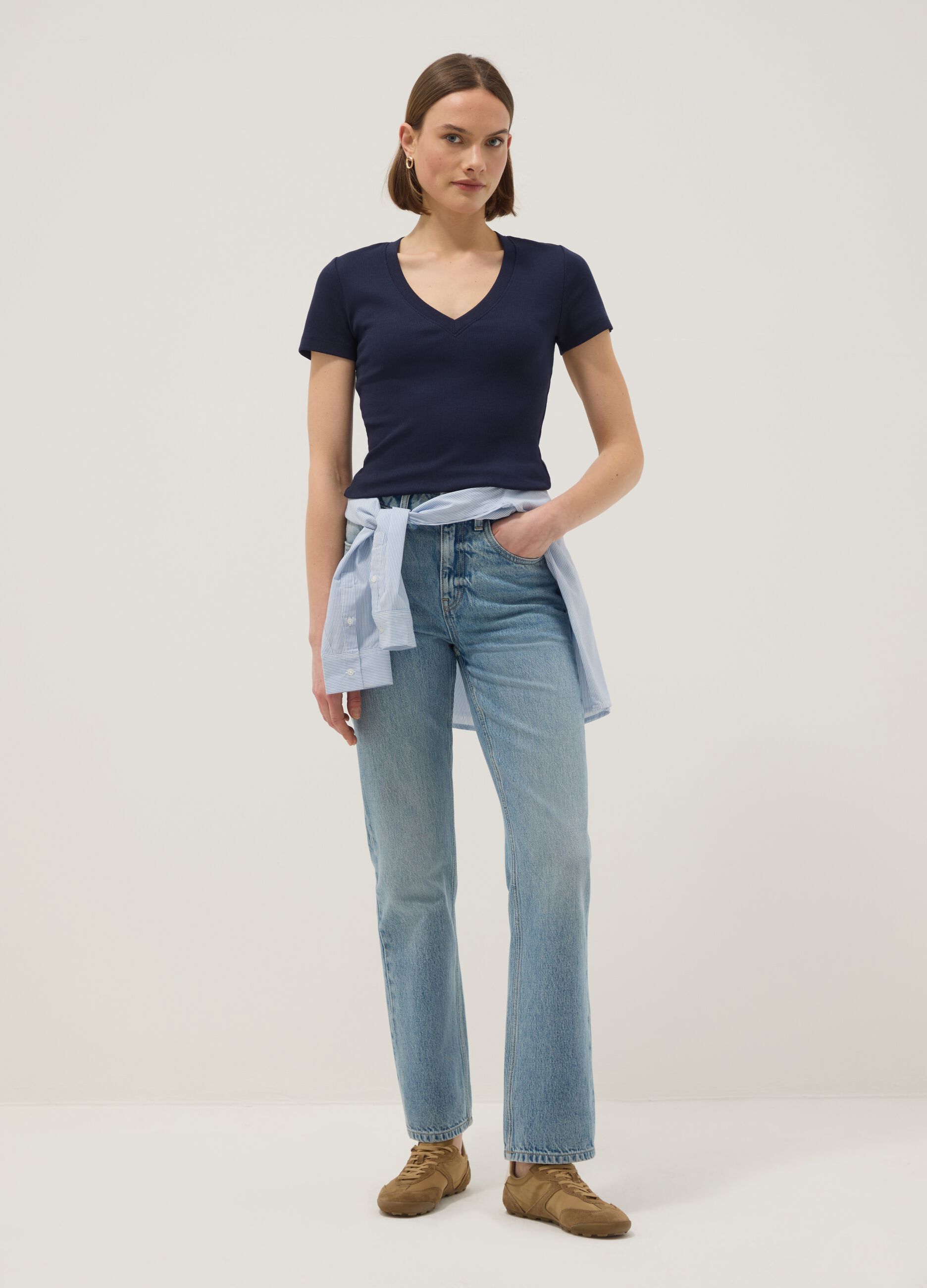 Blue stretch cotton T-shirt with deep V-neck regular fit