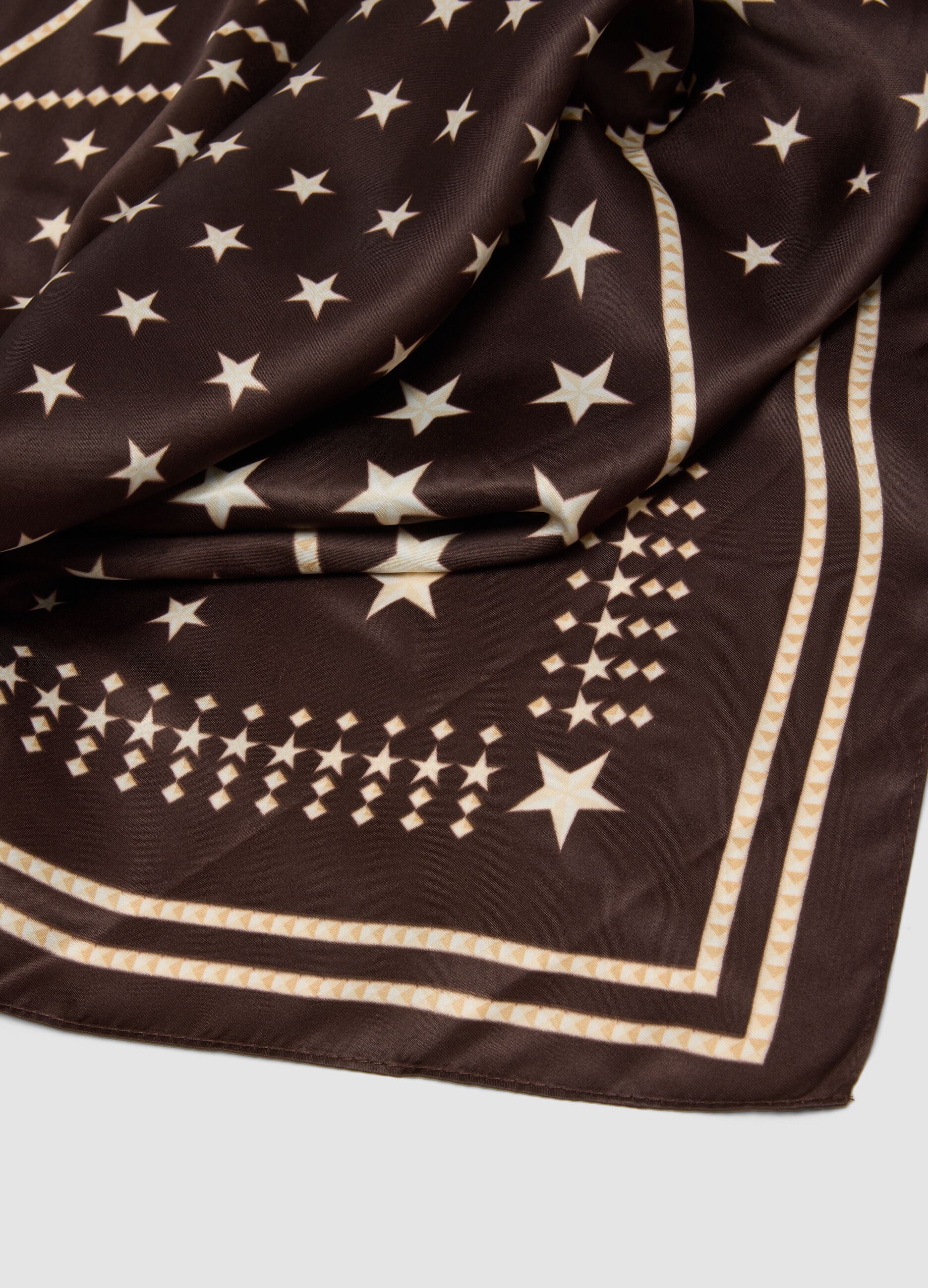 Brown scarf with star print