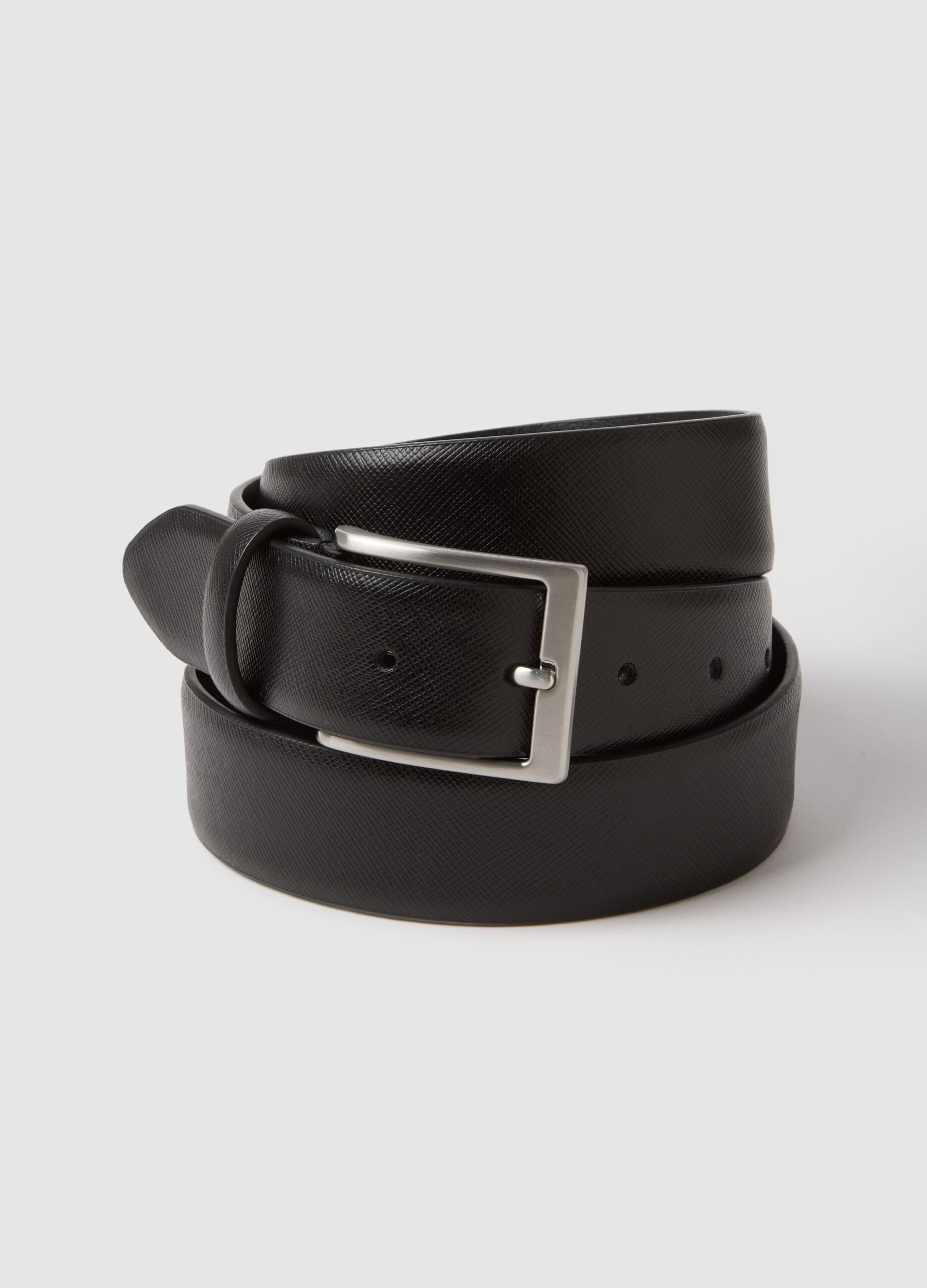 Black genuine leather belt with sturdy buckle