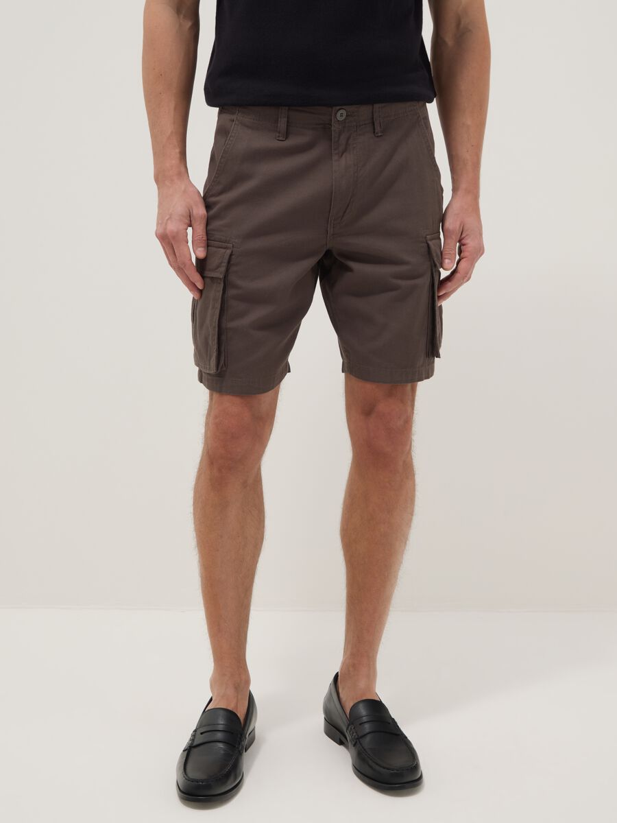 Brown pure cotton regular-fit cargo shorts_1