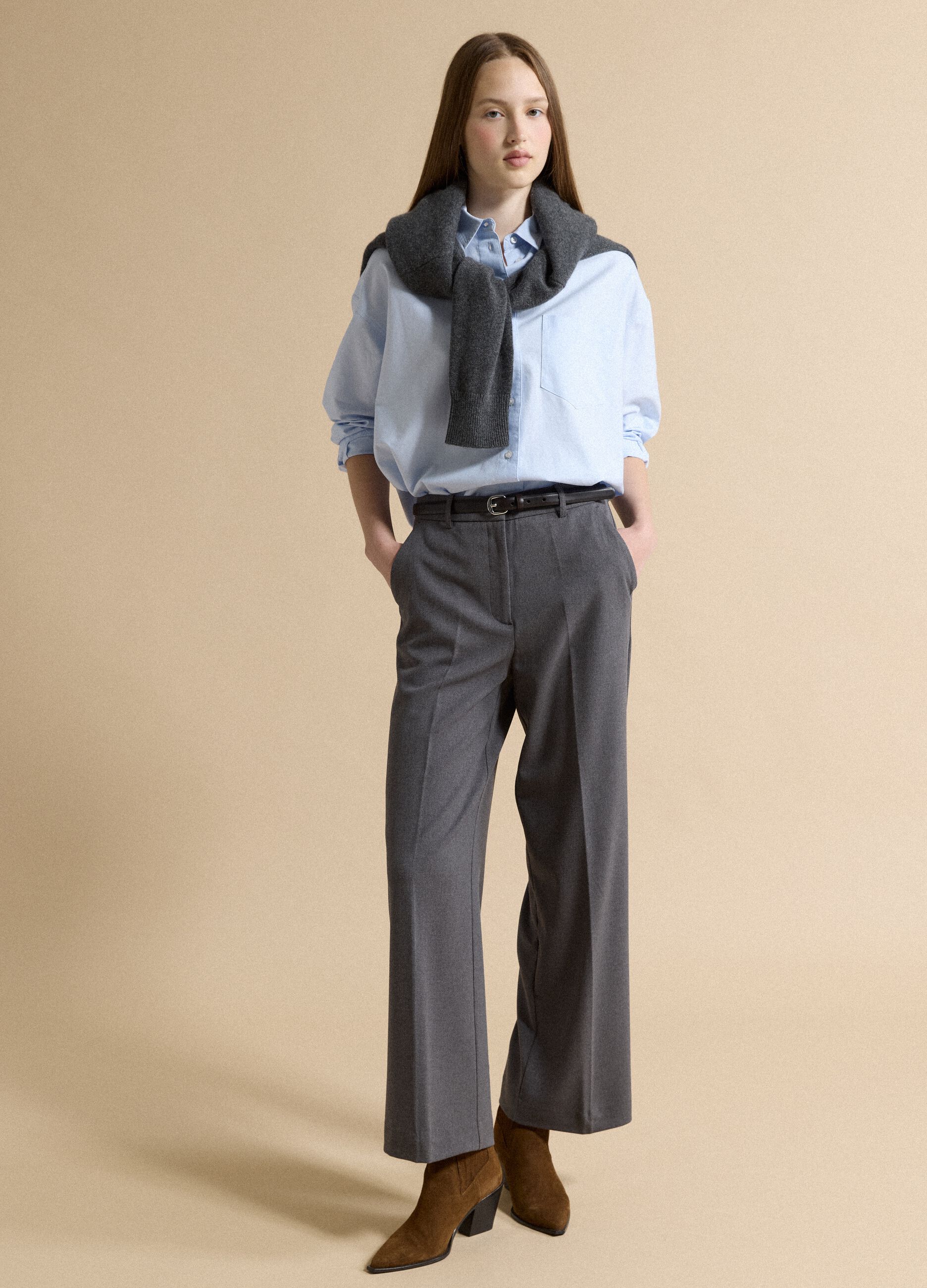 Light blue pure cotton shirt with classic collar, regular fit