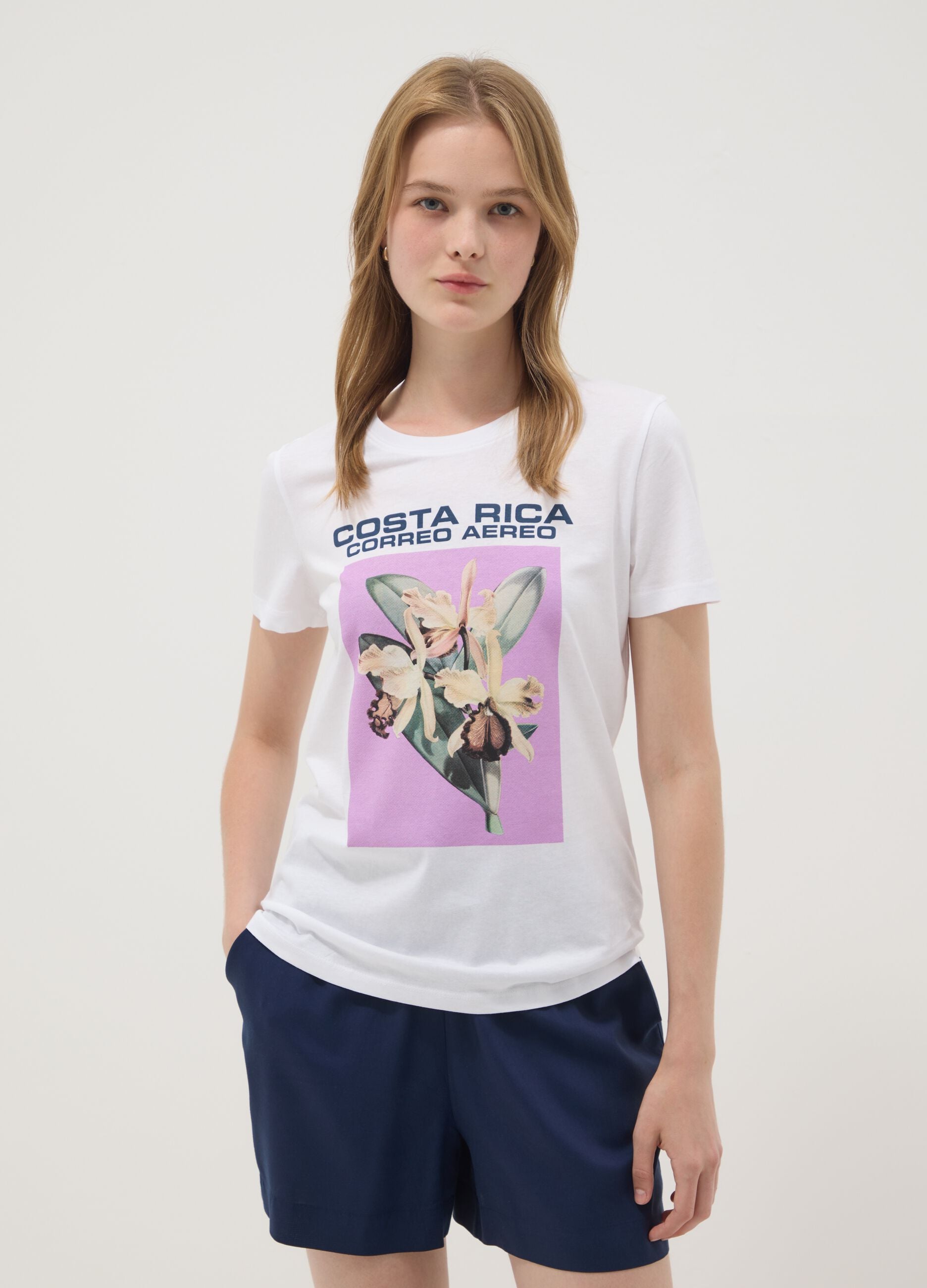 White pure cotton T-shirt with front print