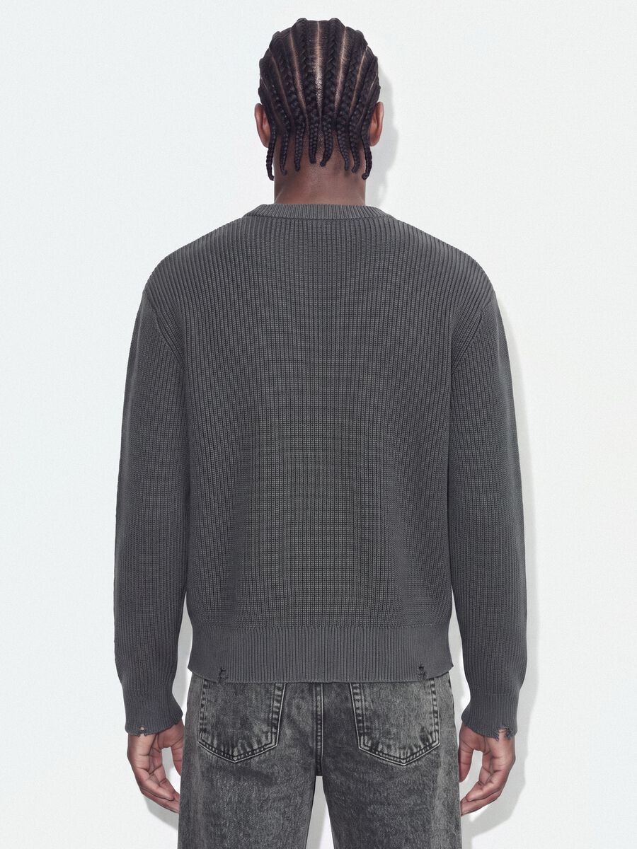 Maglia grigia in puro cotone a coste con girocollo regular fit_2