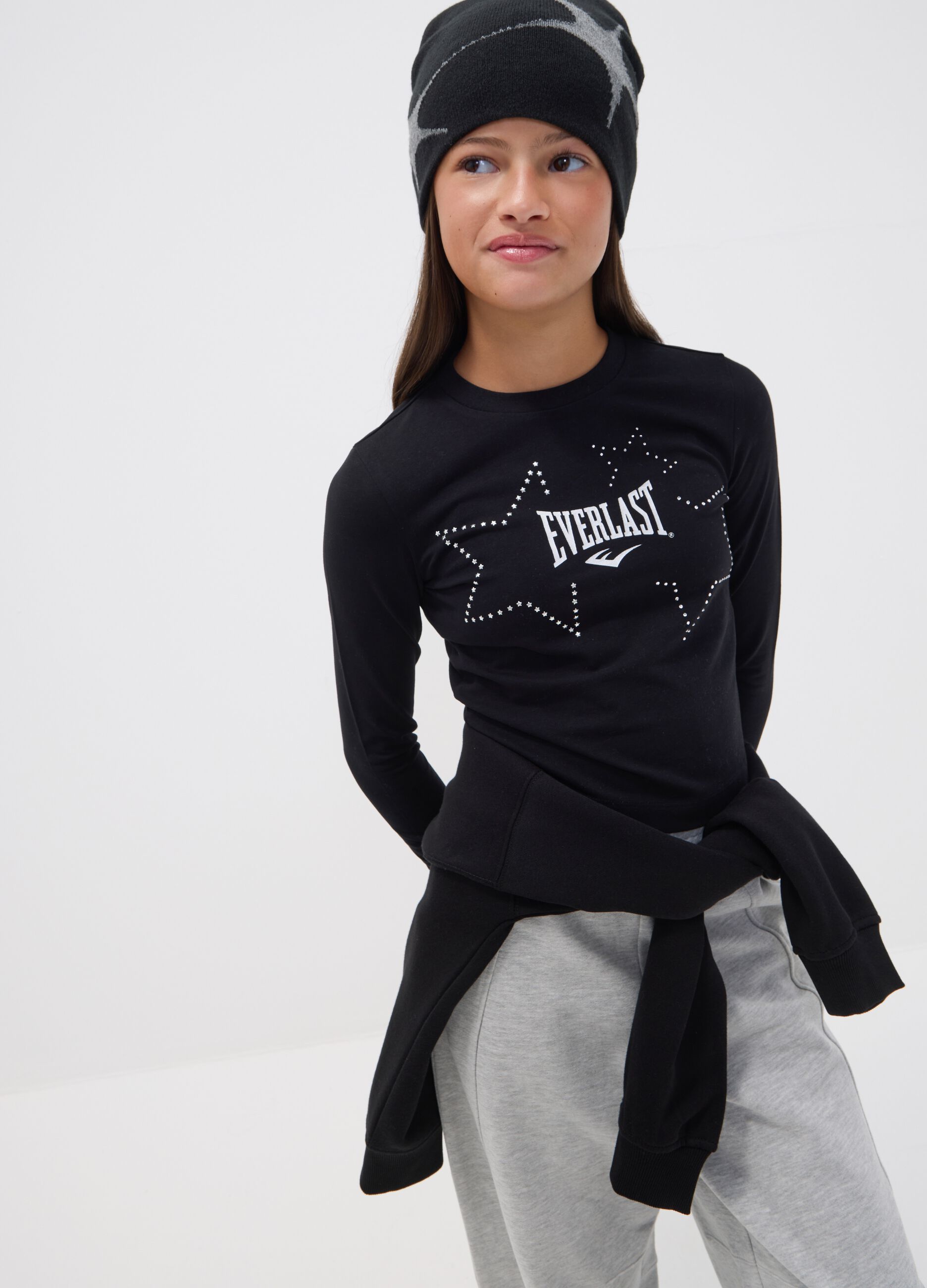 Black pure cotton T-shirt with applied stars, regular fit for girls