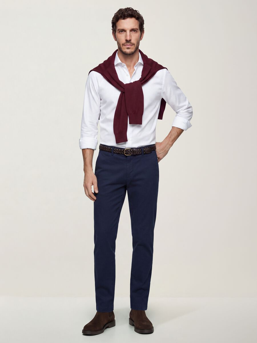 Pantaloni chino blu in lyocell e cotone elasticizzato slim fit_0