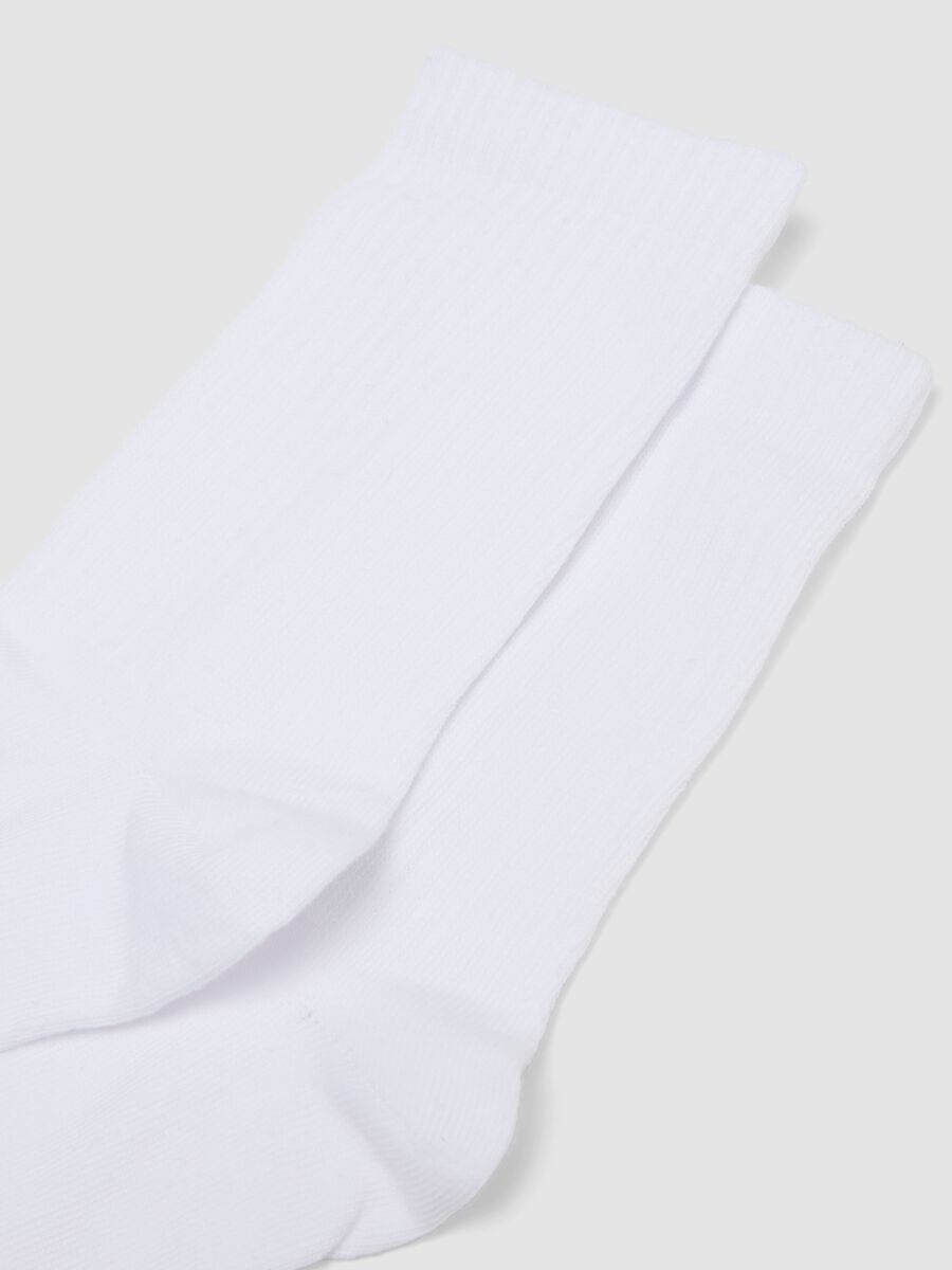 Multipack di cinque calze sportive bianche in cotone organico_2
