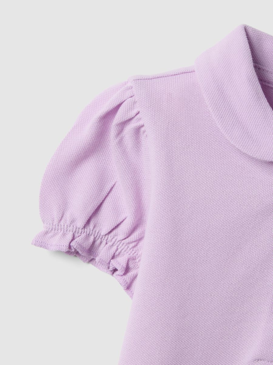 Polo in puro cotone viola da bimba regular fit con maniche arricciate_2