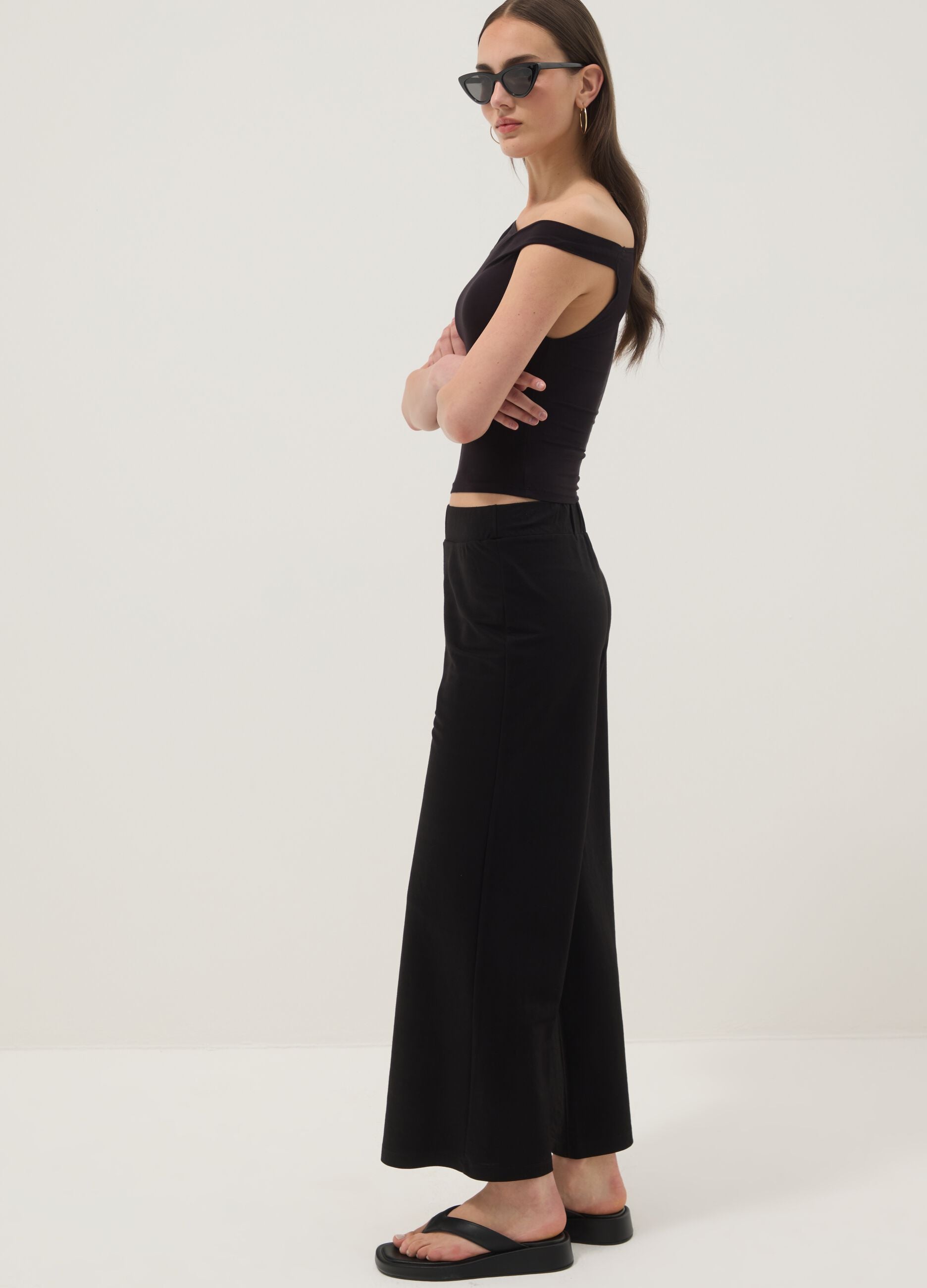 Black viscose-blend culotte trousers