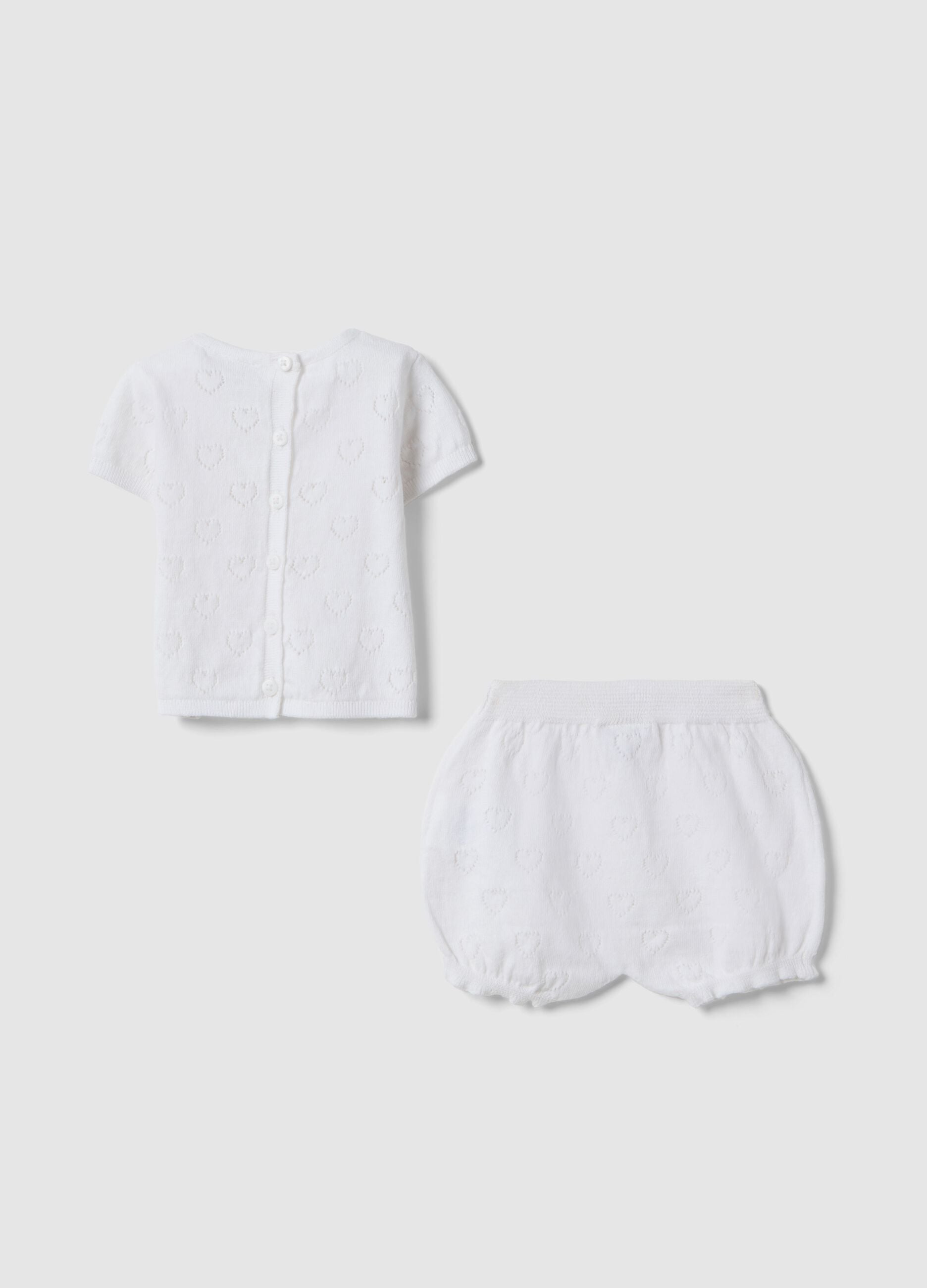 Set of white pure cotton t-shirt and shorts for baby girl with hearts