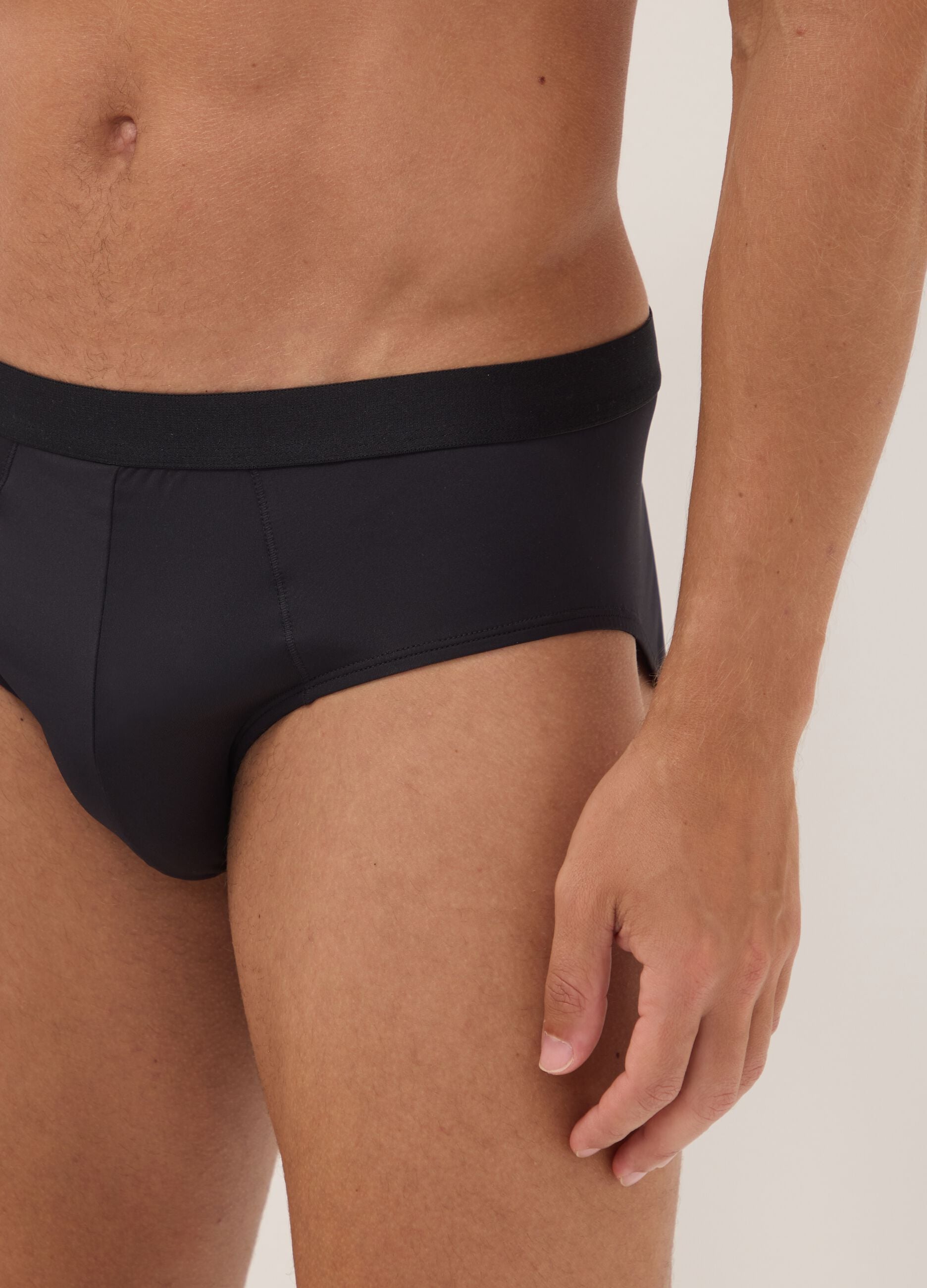 3-pack of black stretch microfibre briefs