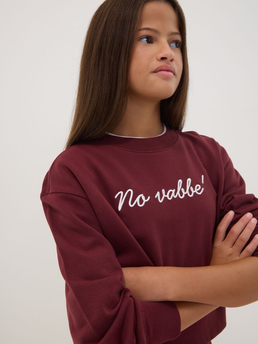 Short purple sweatshirt in pure organic cotton with ribbed neckline_1