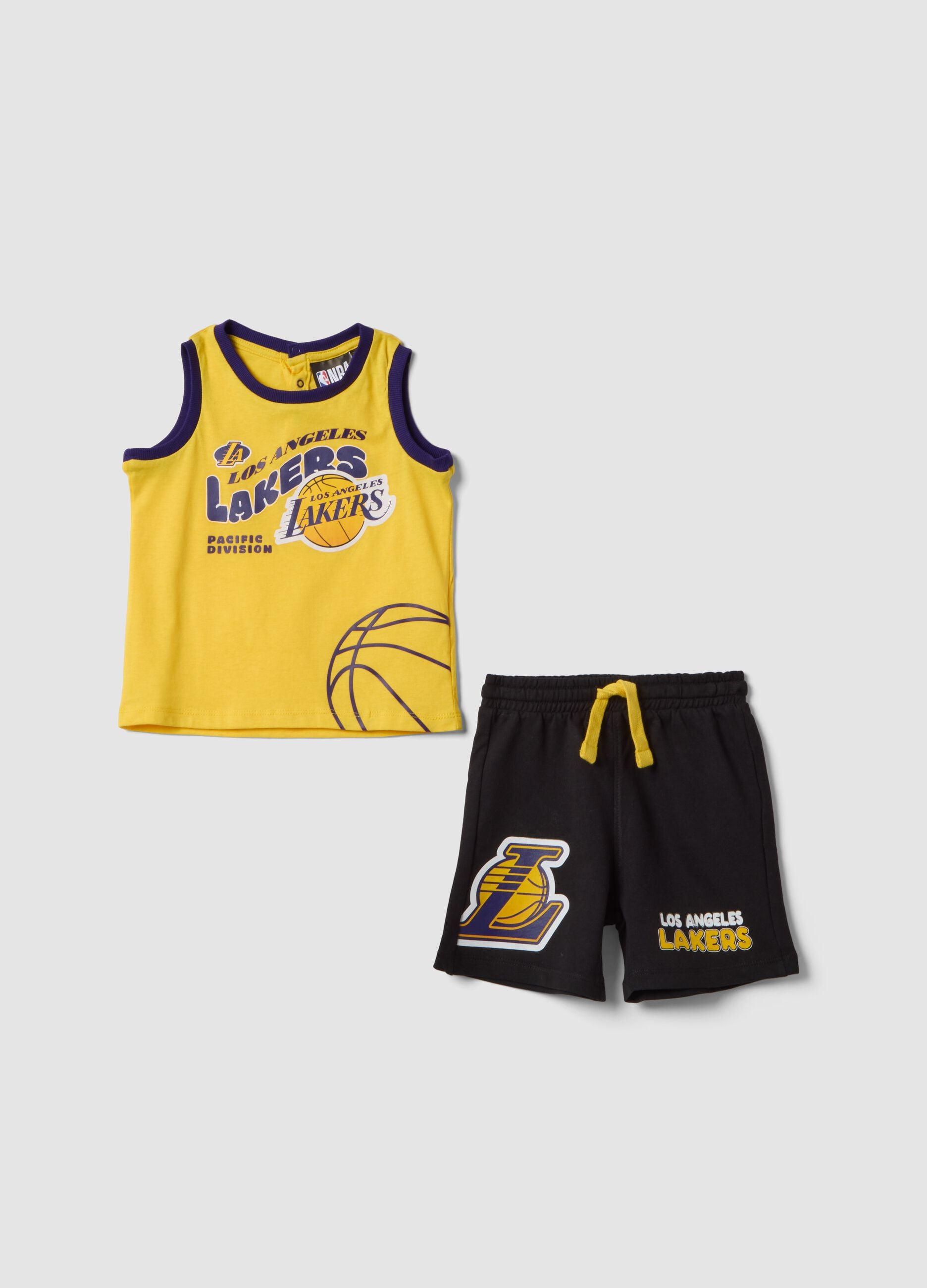 Yellow and black pure cotton set with top and shorts for baby boys, regular fit
