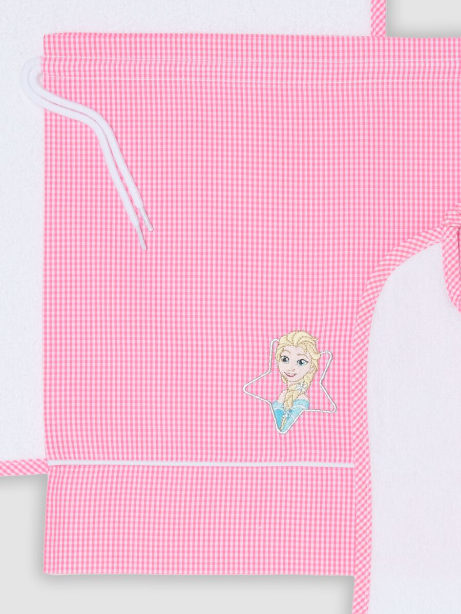 Pink nursery set with bib, towel and drawstring bag, Frozen embroidery_3