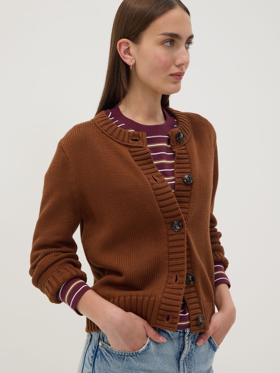 Brown pure cotton crew-neck cardigan with buttons, regular fit_0