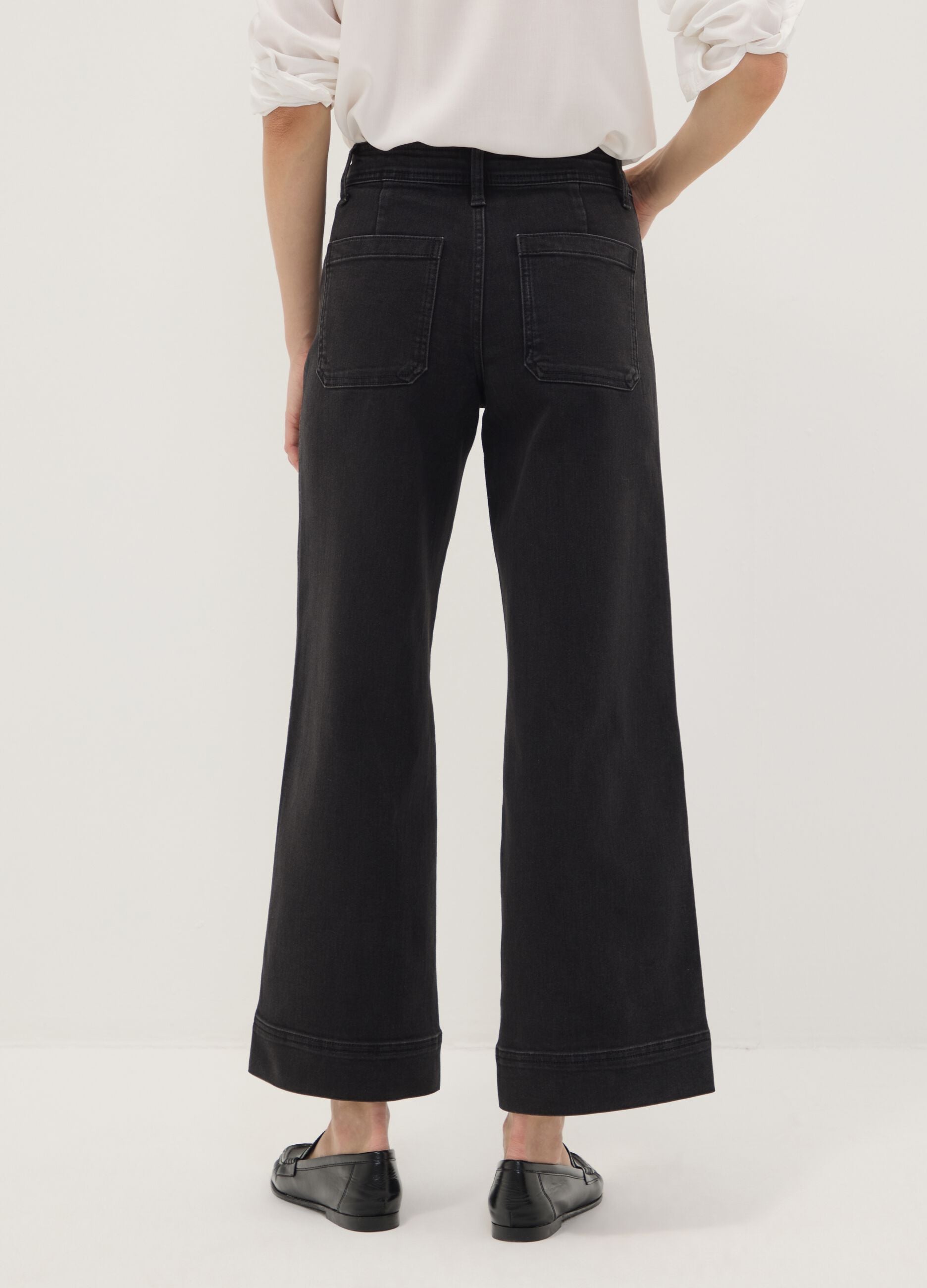 Black wide-leg jeans in stretch cotton