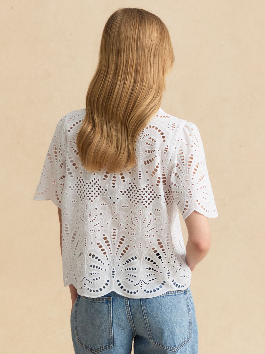 White pure cotton broderie anglaise shirt_3