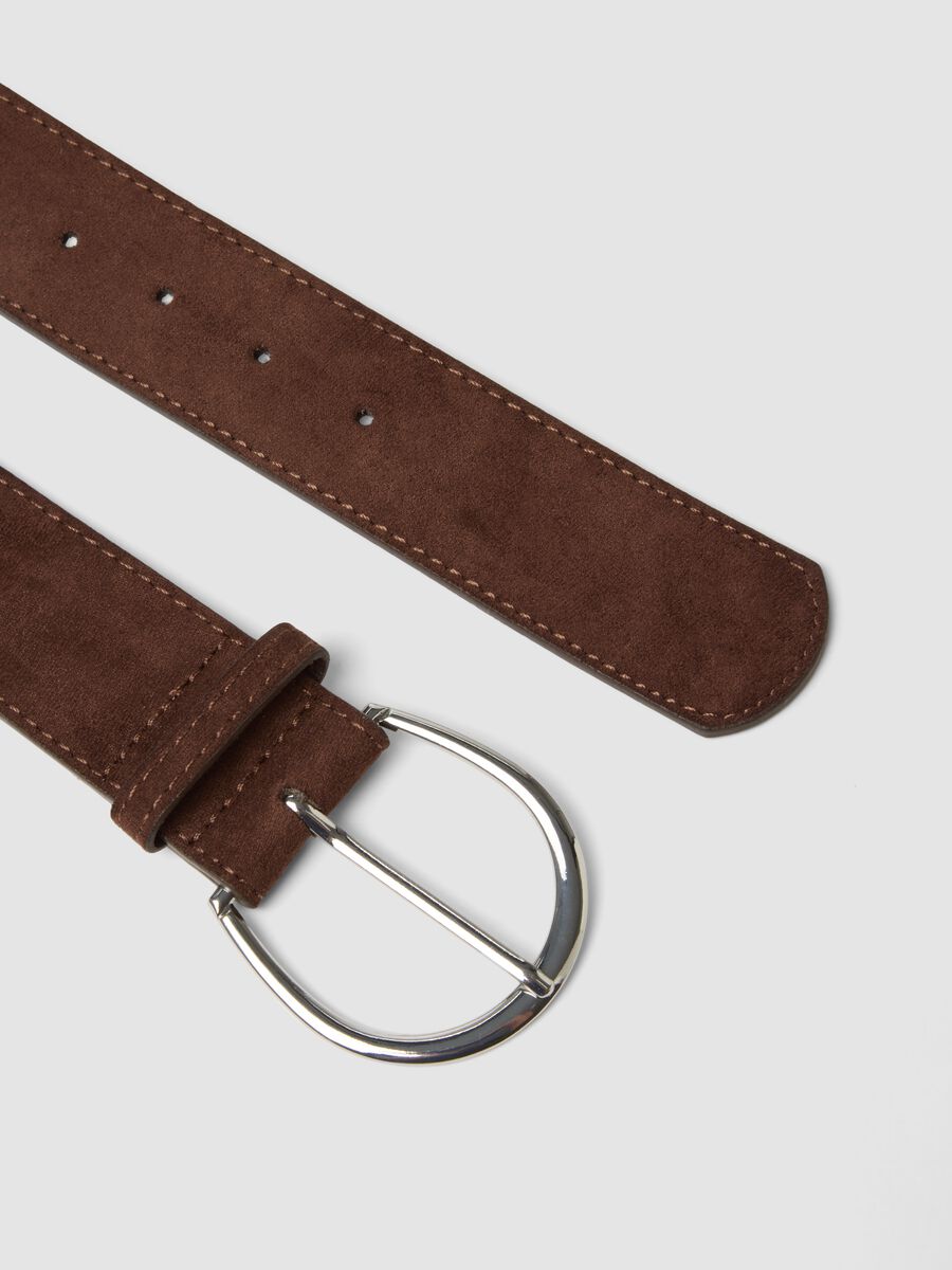Cintura marrone con fibbia ovale in metallo_1