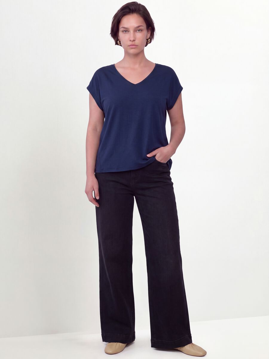 Blue pure viscose V-neck T-shirt, regular fit_2