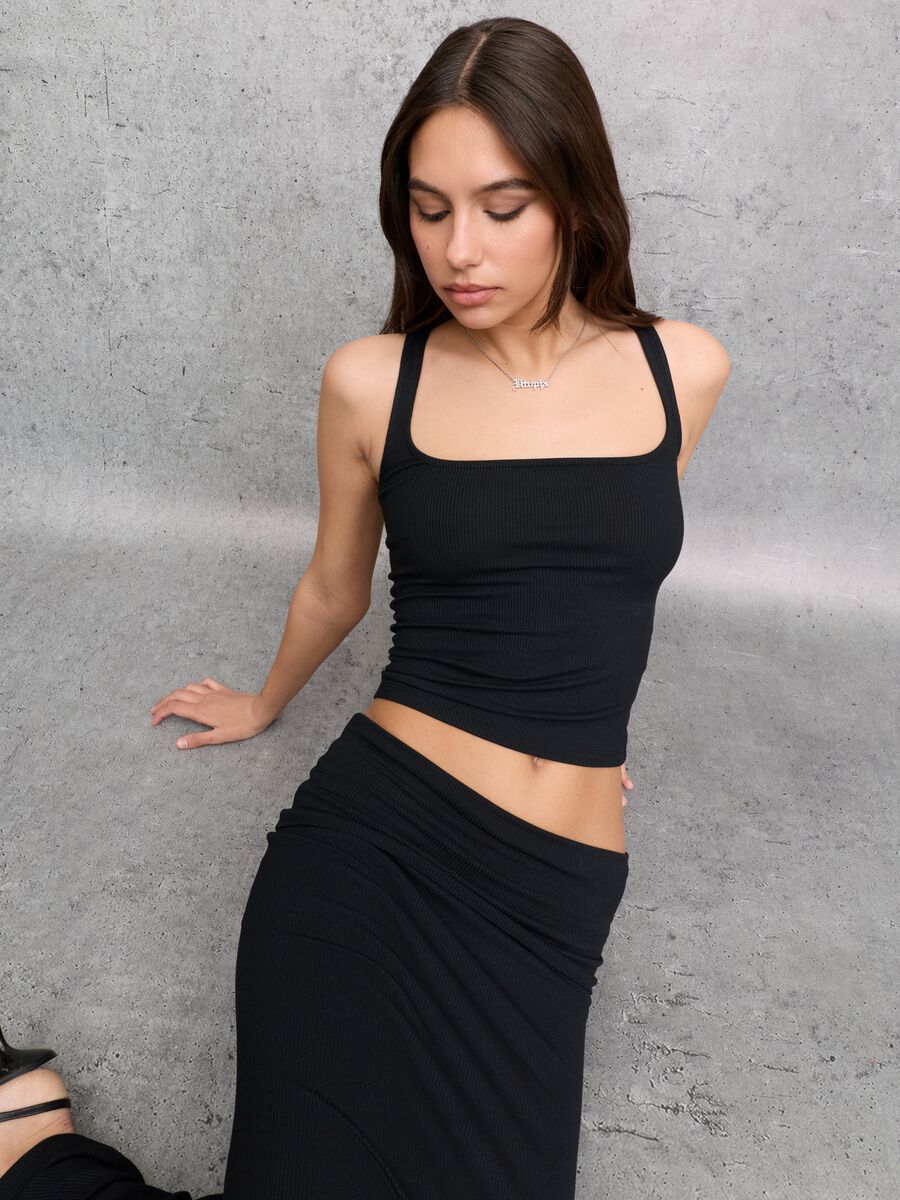Black Square-Neck Tank Top_3