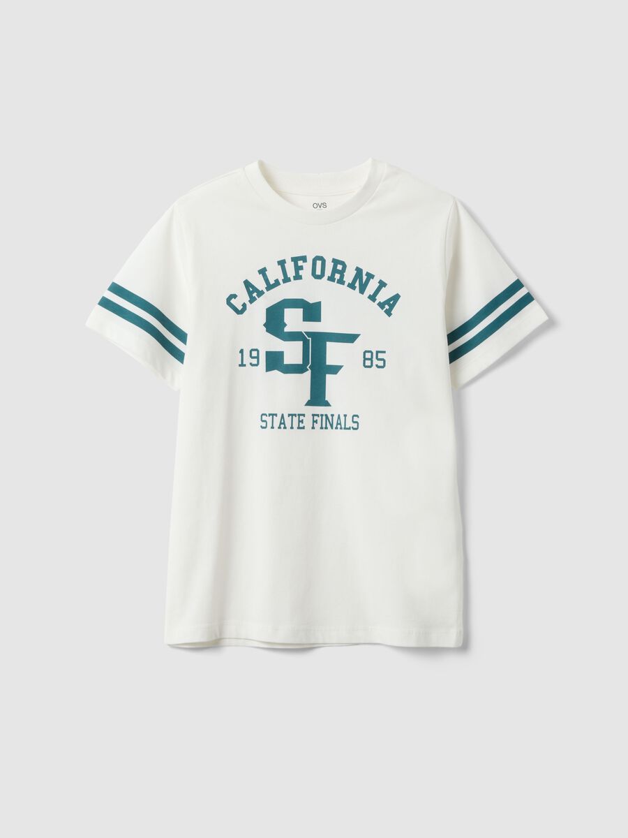 T-shirt bianca in puro cotone da ragazzo con dettagli grafici regular fit_3