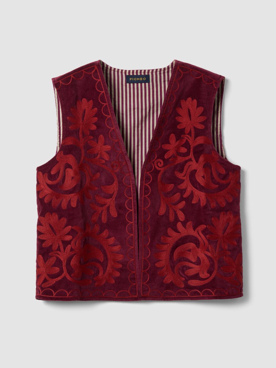 Red pure cotton gilet with floral embroidery_4