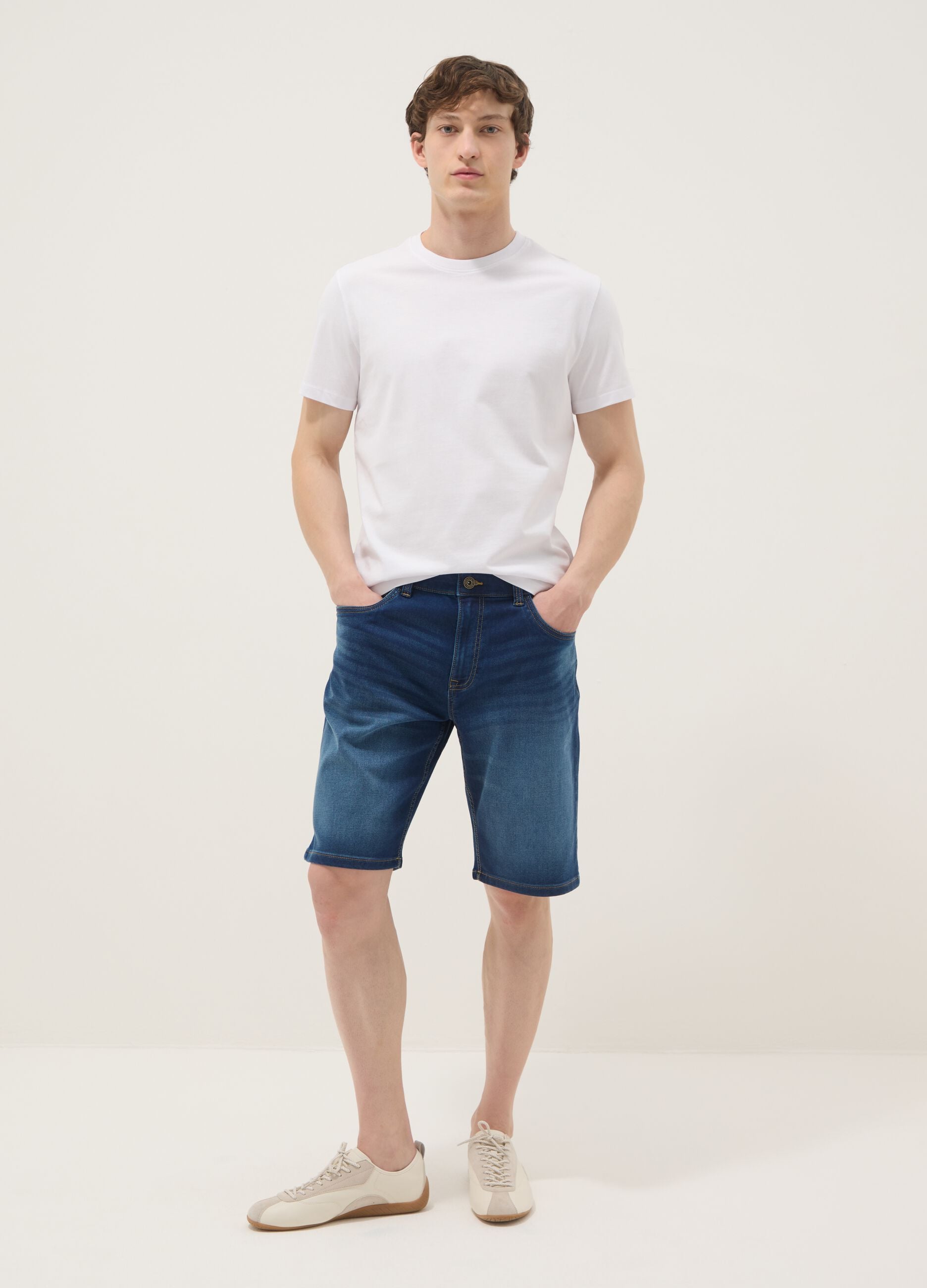 Blue denim shorts in stretch cotton blend, regular fit