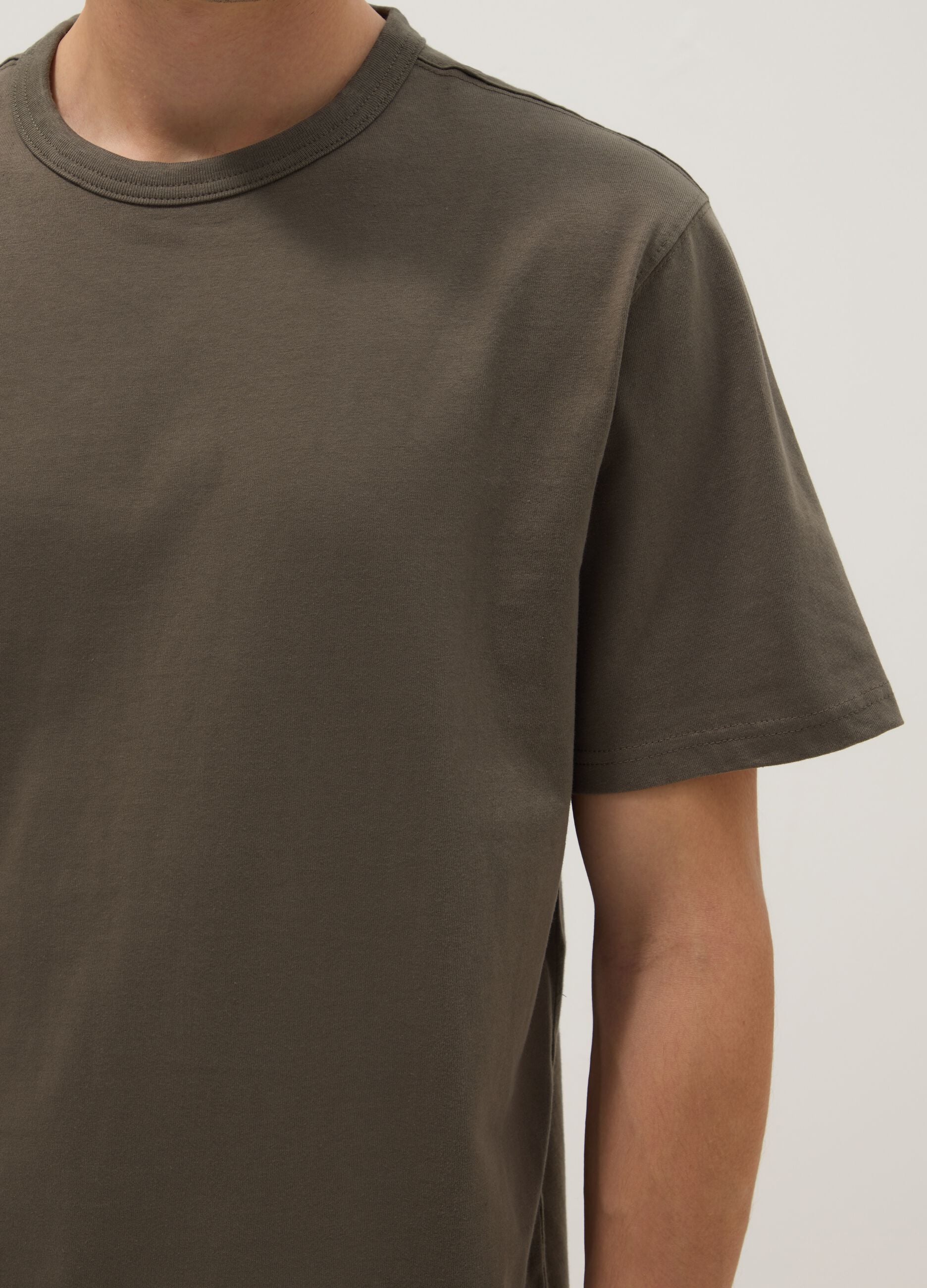 Green relaxed fit crew neck pure cotton t-shirt