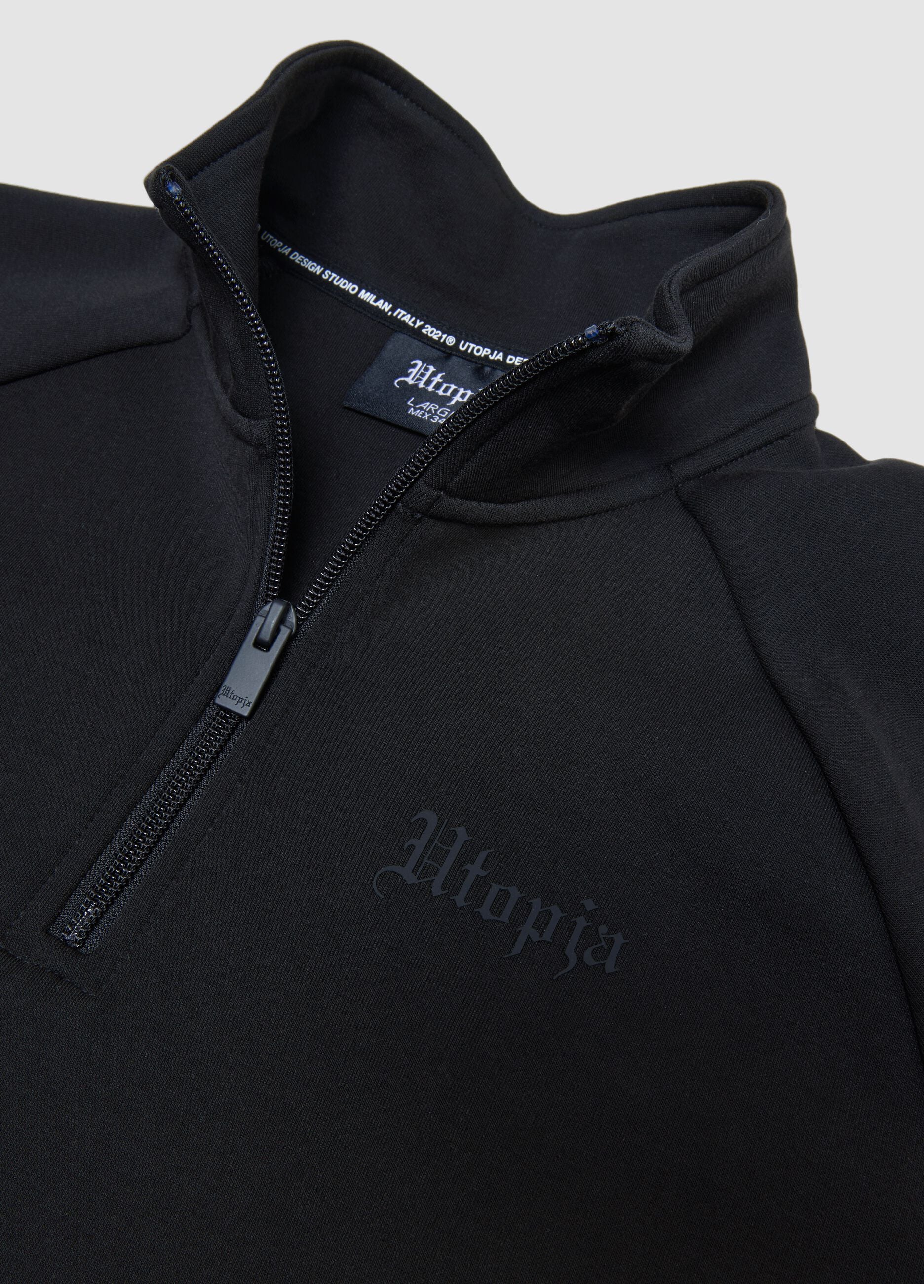 Technical Half-Zip Sweater &ndash; Fitted Black