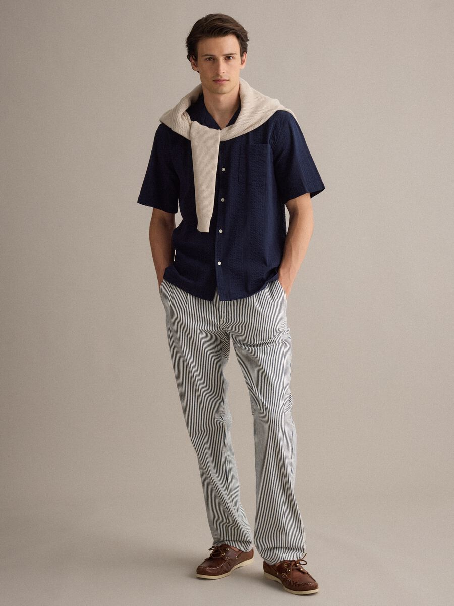 Men&rsquo;s blue organic cotton shirt with bowling collar_2