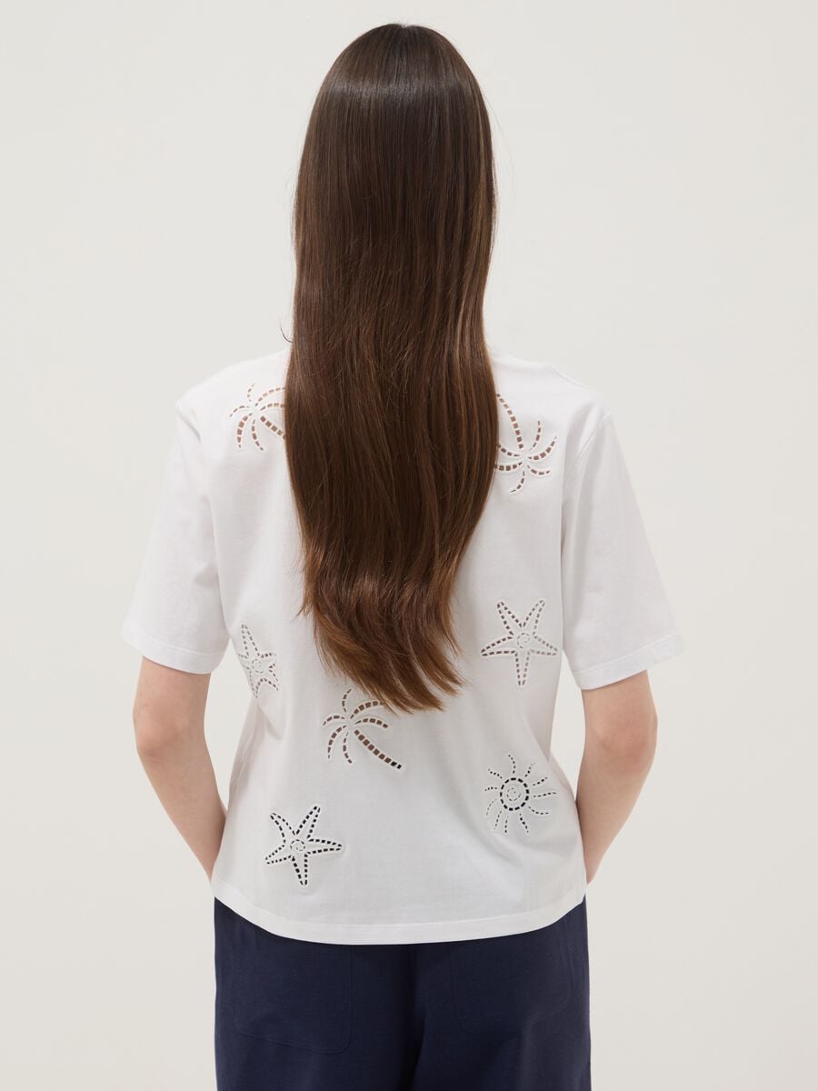 White pure cotton T-shirt with broderie anglaise embroidery, regular fit_3