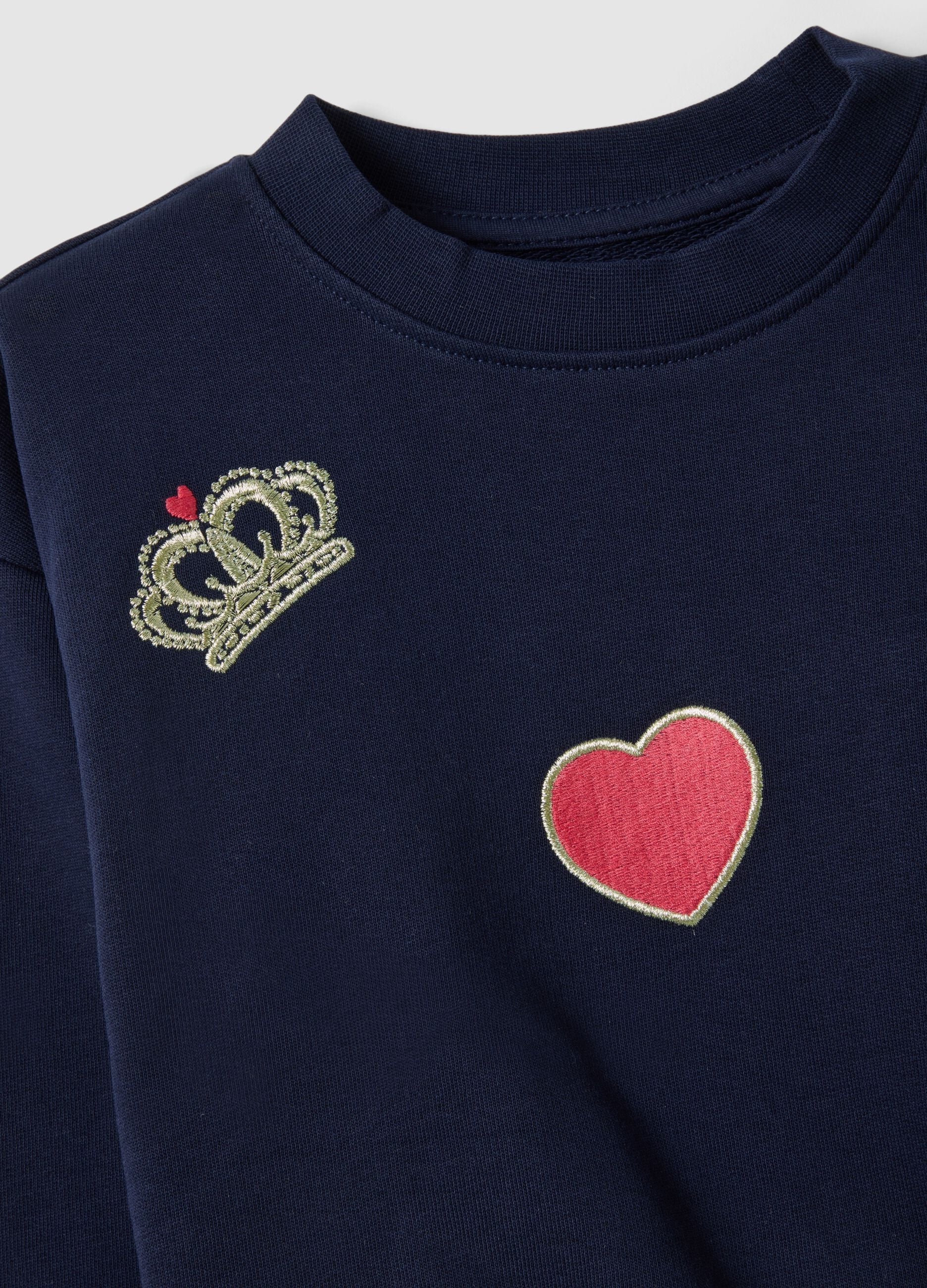 Blue pure cotton regular fit sweatshirt with embroidery for girl