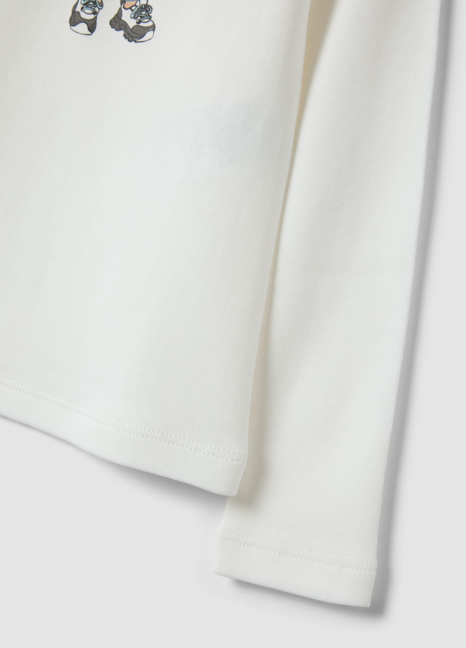 White organic cotton T-shirt with high neck and teddy bear print