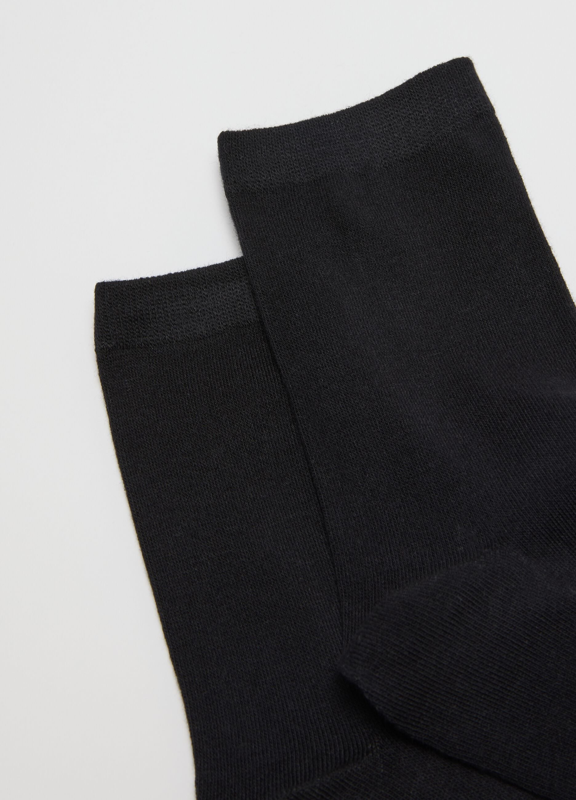 Multipack of regular fit black cotton blend socks