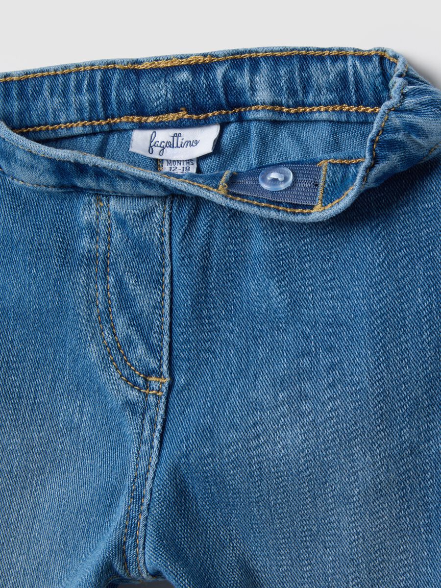Jeggings in denim blu in misto cotone flare fit per bimba_2