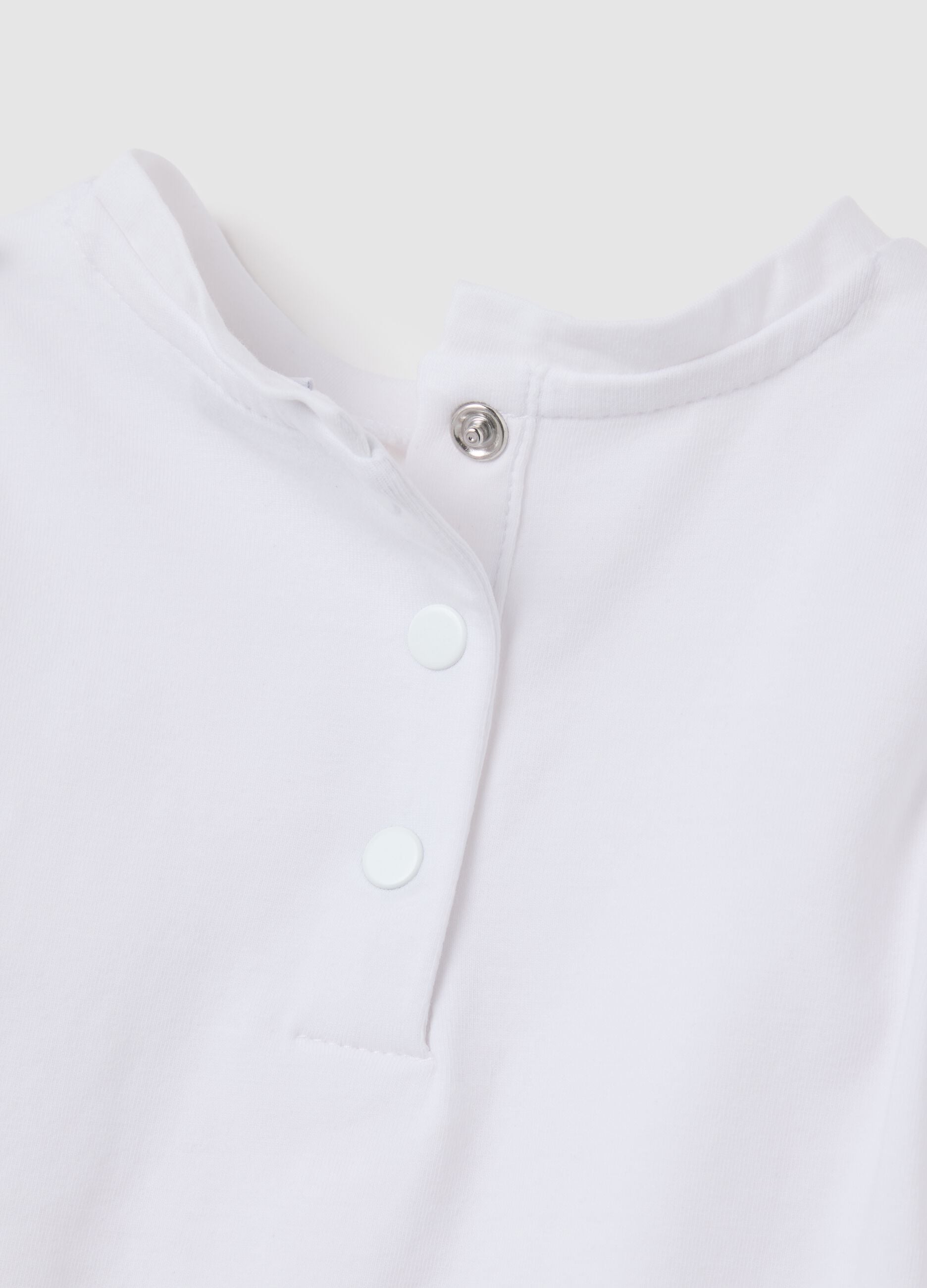 Baby girls&rsquo; white regular fit T-shirt with gathers on the sleeves