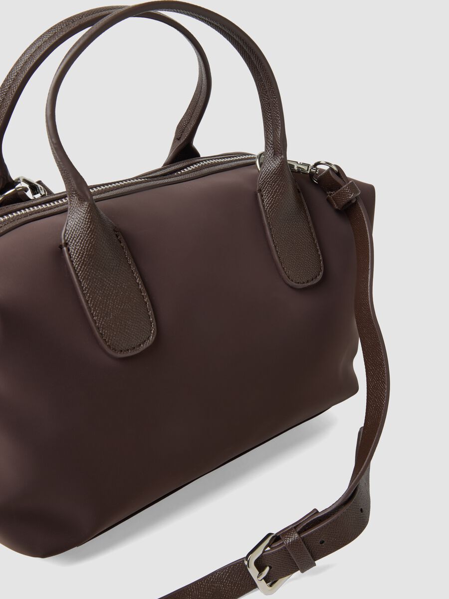 Brown handbag with adjustable shoulder strap_1