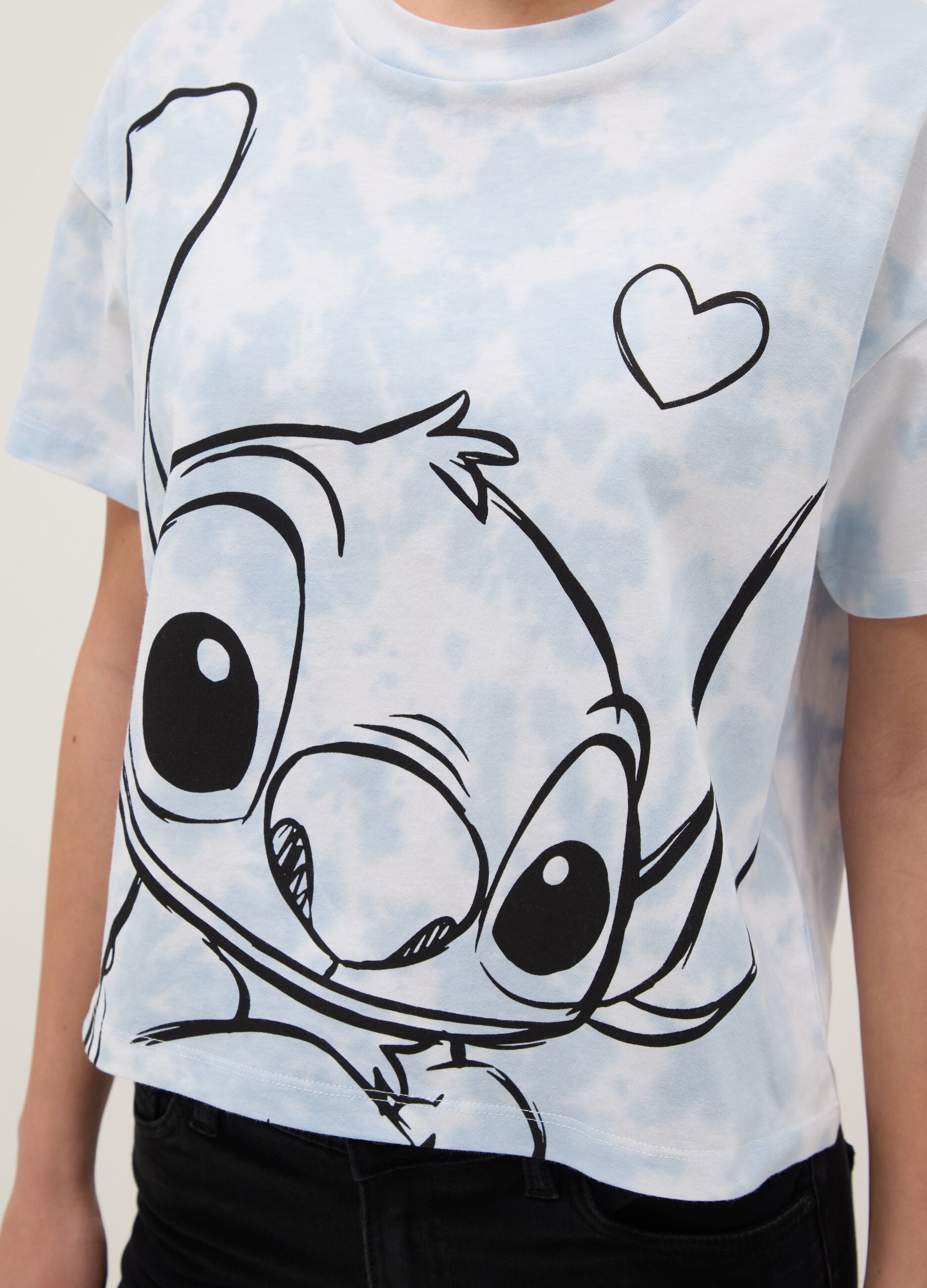 Multicolour pure cotton regular fit T-shirt with Stitch print