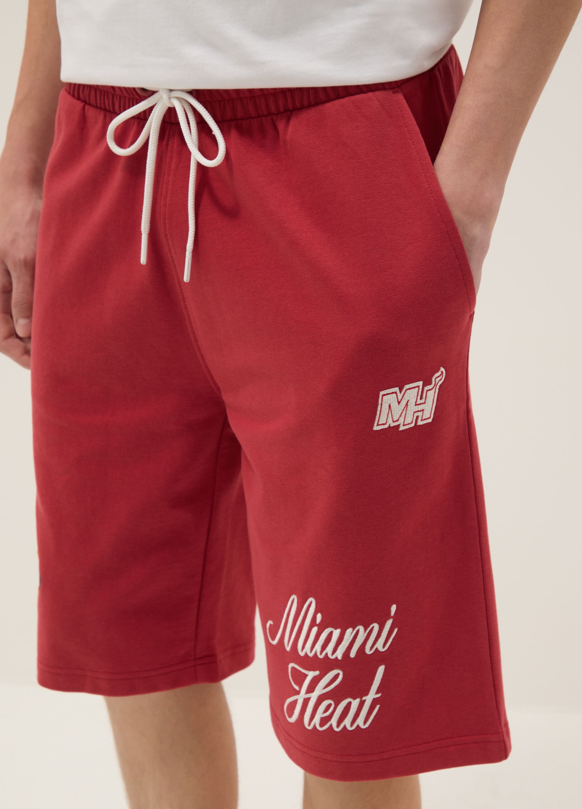 Red cotton-blend sports shorts with Miami Heat logo