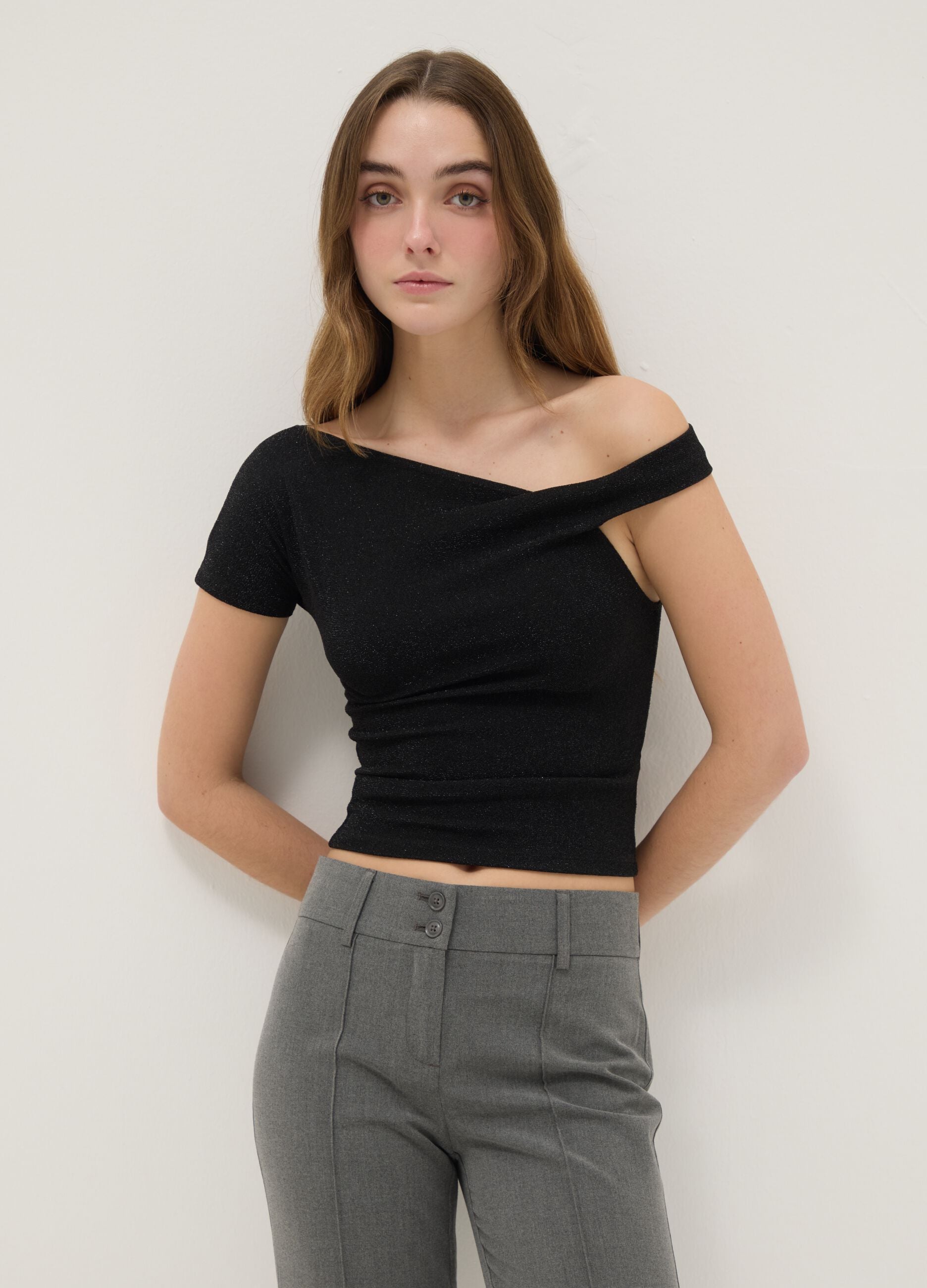 Black viscose blend slim fit T-shirt with Madonna neckline