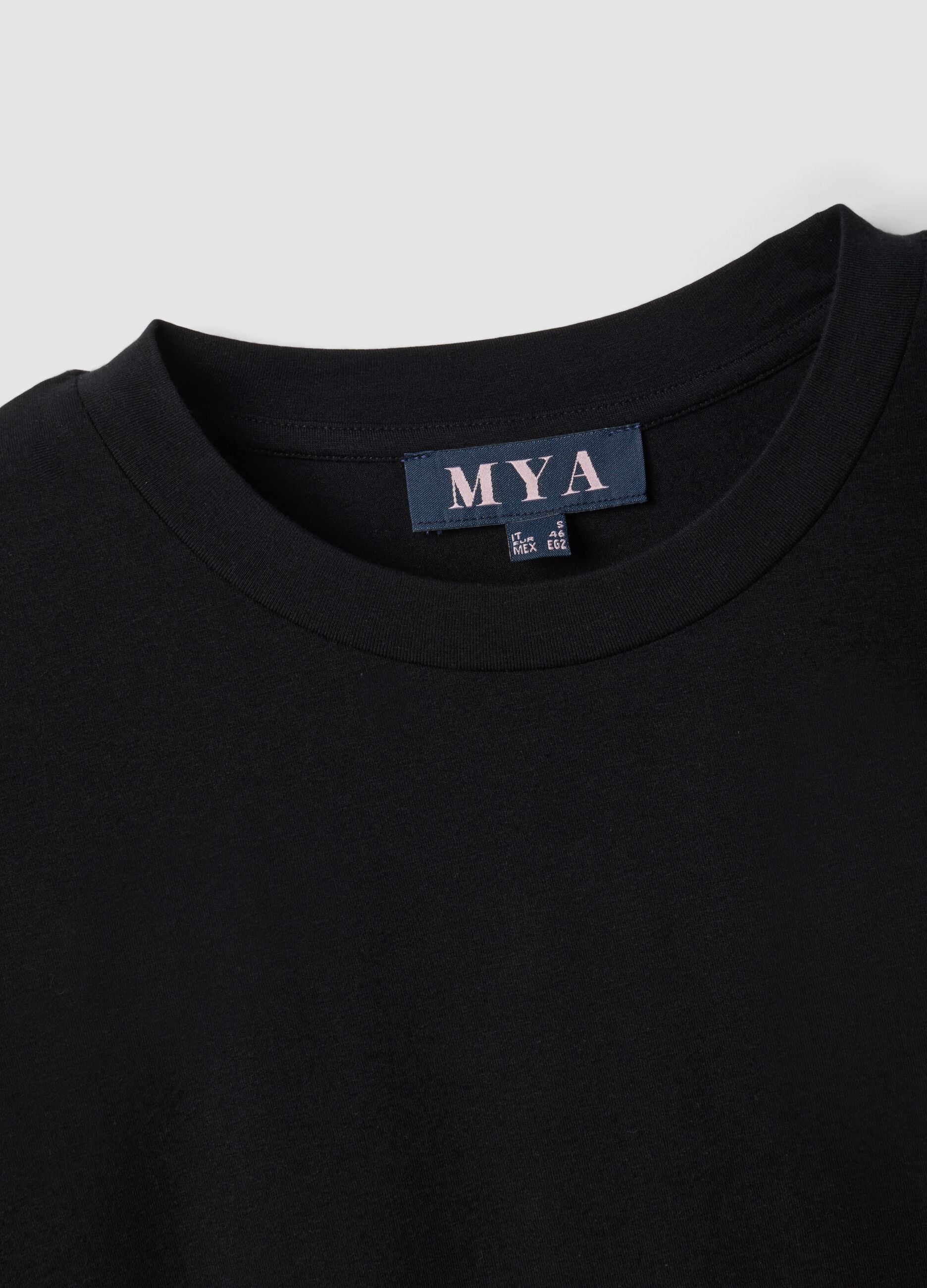 Black crew-neck T-shirt in stretchy cotton-modal blend, regular fit