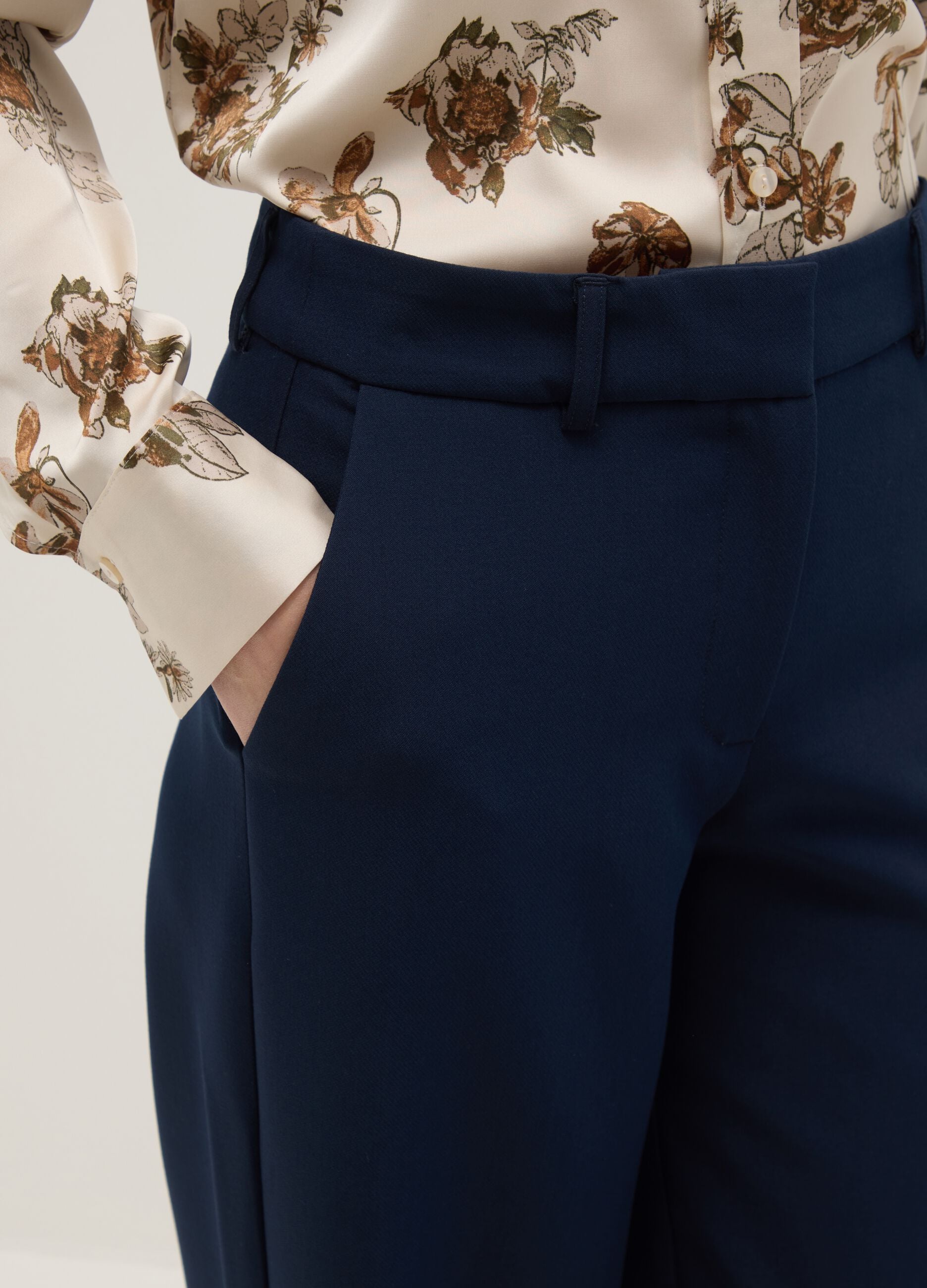 Elegant Blue Straight Trousers