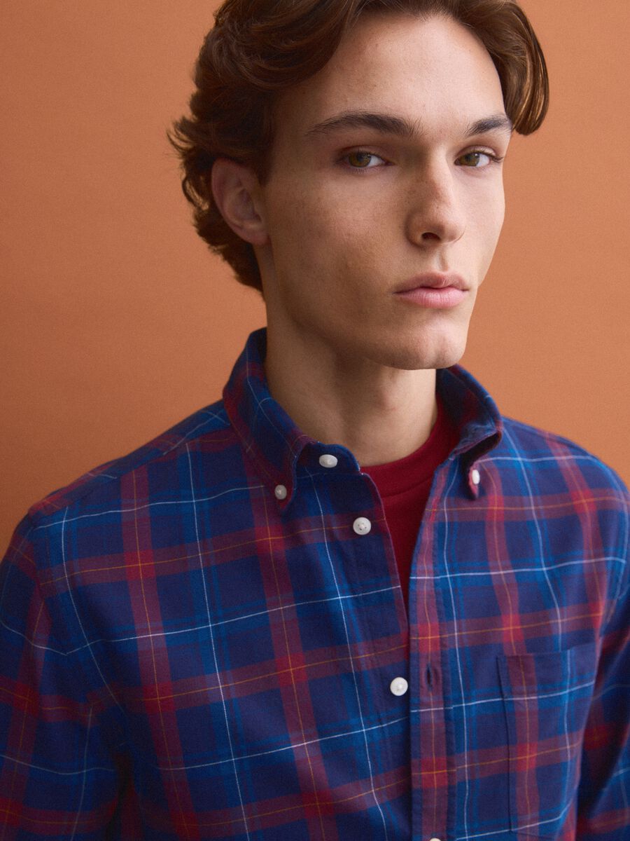 Blue checked Oxford shirt in pure cotton, regular fit_0
