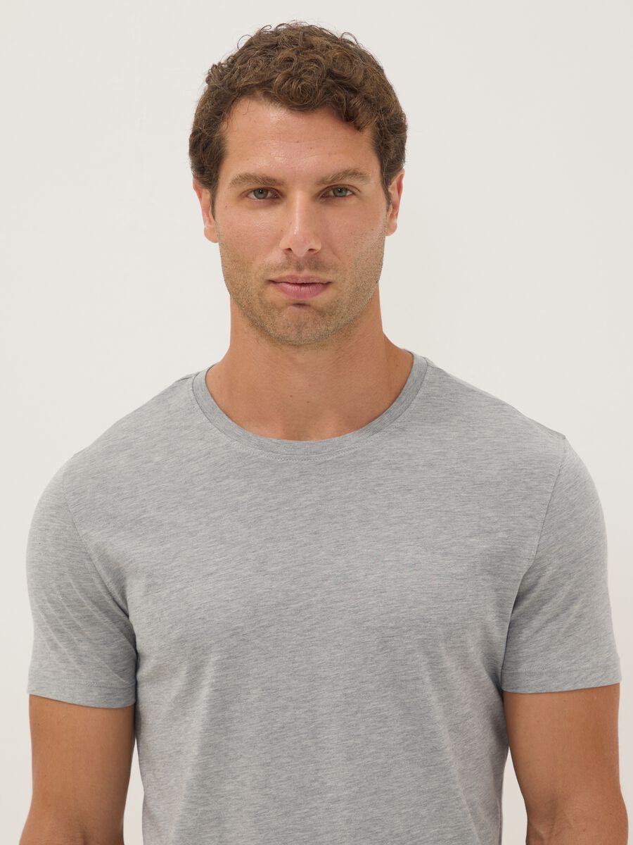 Grey crew-neck T-shirt in pure Supima cotton, regular fit_1